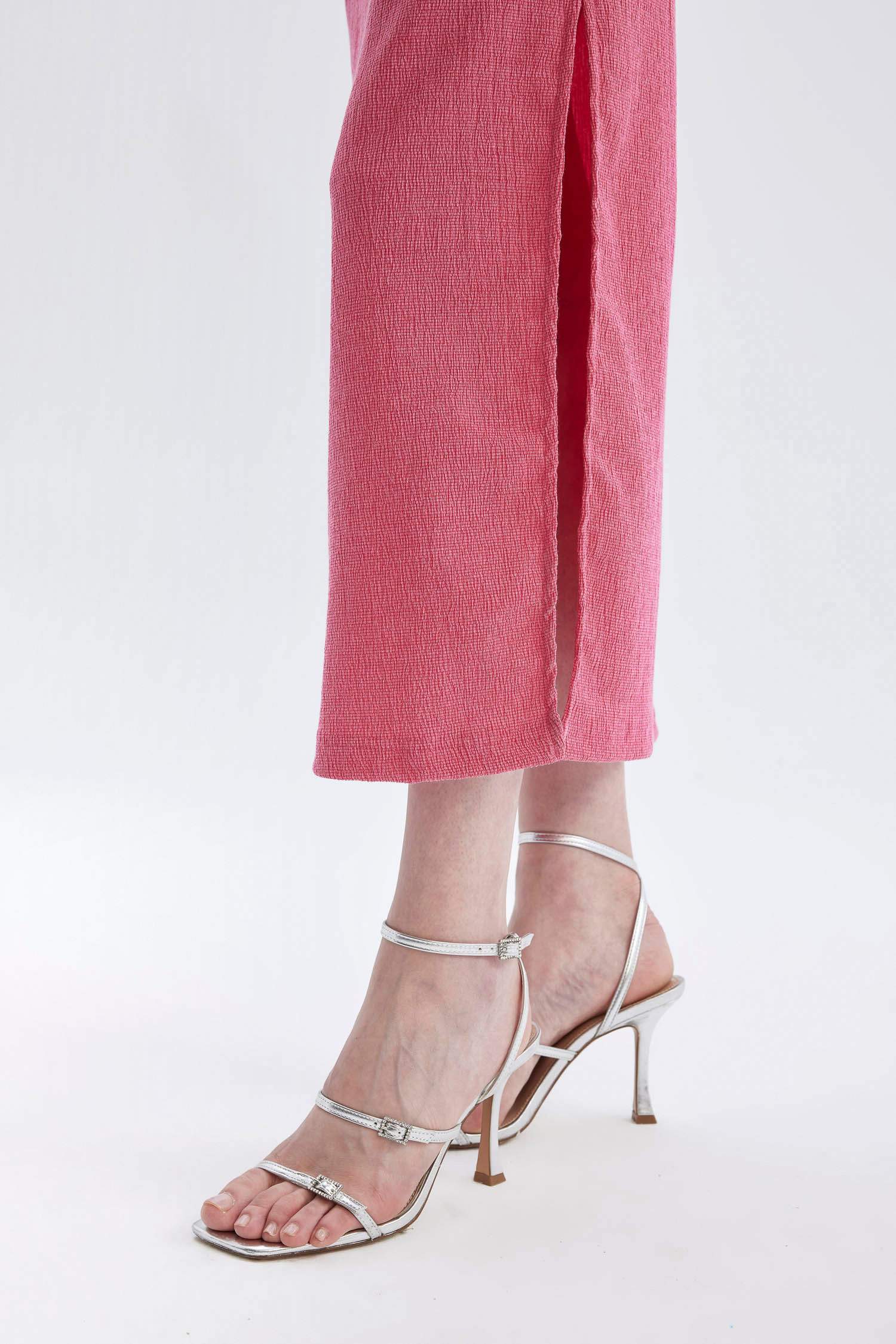 فستان ميدي منسوج بوديكون بدون حمالات