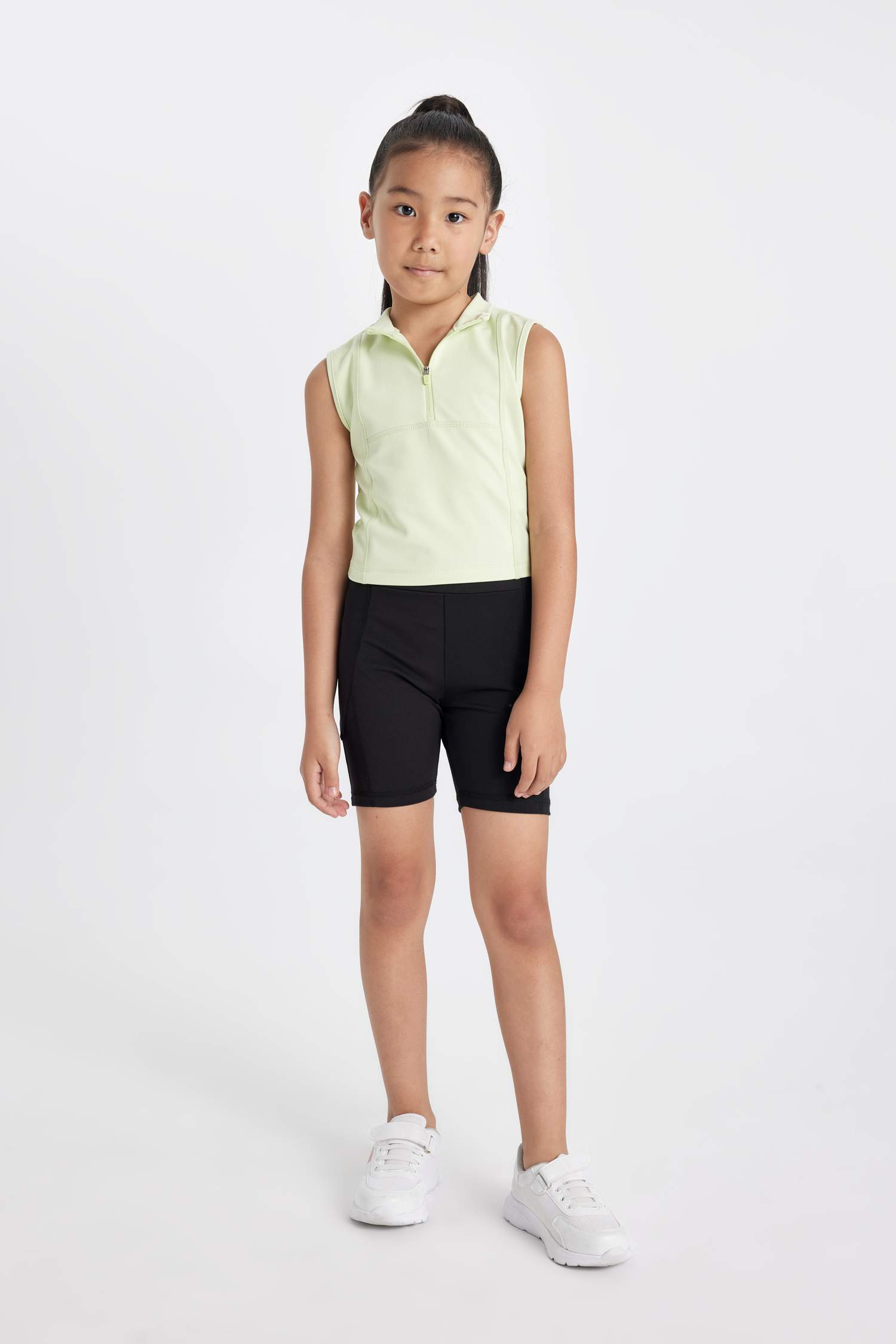 Kız Çocuk Slim Fit Dar Kesim Polo Yaka Fermuarlı Basic Düz Kolsuz Tişört