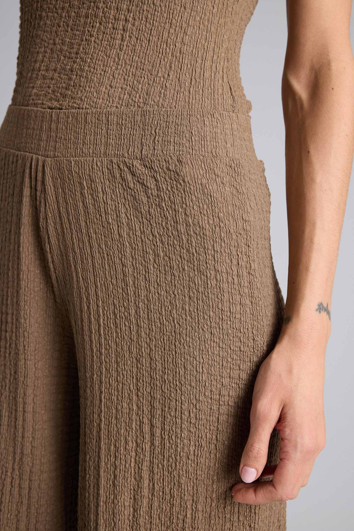 DeFacto Wide Leg Geniş Bol Paça Kırışık Dokulu Pantolon görsel 4