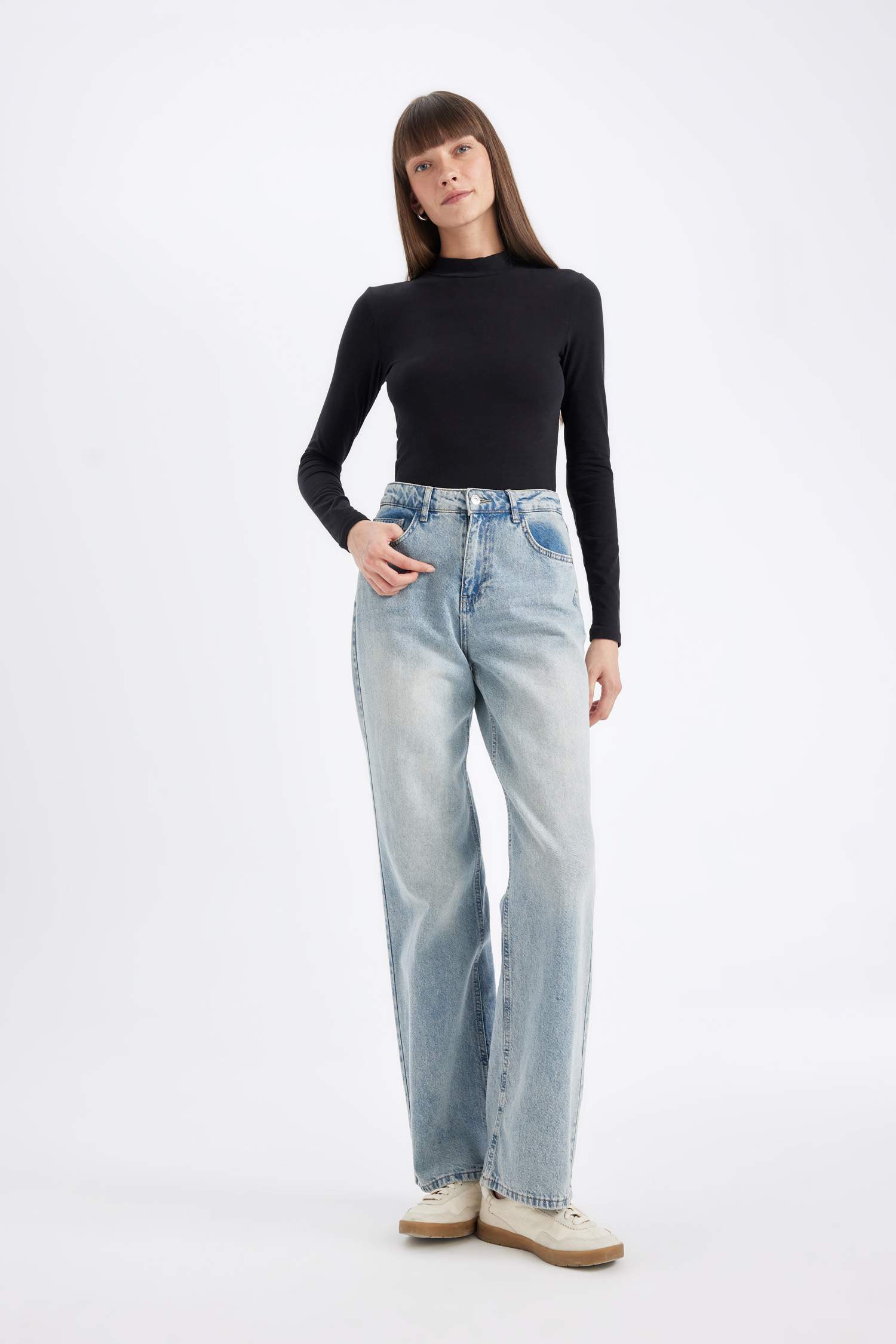 Siyah Slim Fit Dar Kesim Yarım Balıkçı Yaka Casual Basic Düz Uzun Kollu Tişört