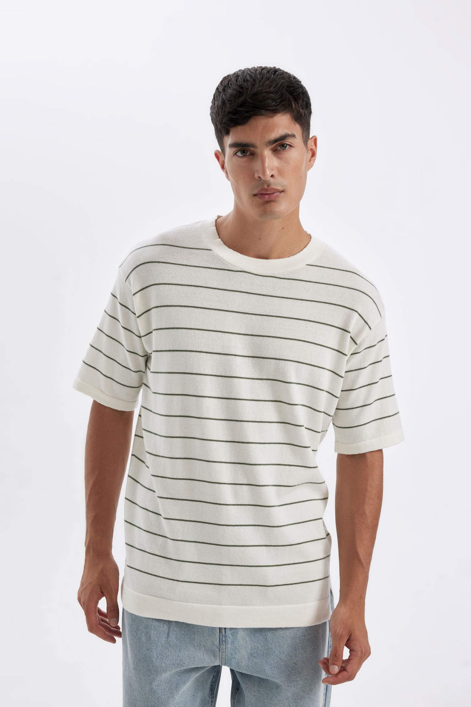 Standard Fit Crew Neck Cotton Striped T-Shirt