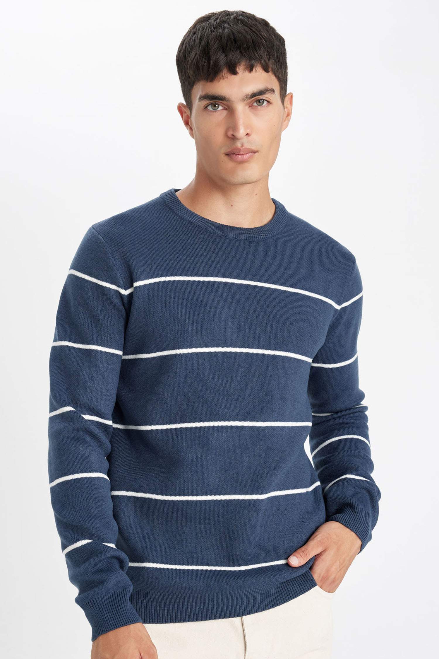 стандарт пішім дөңгелек жаға трикотаж Пулловер