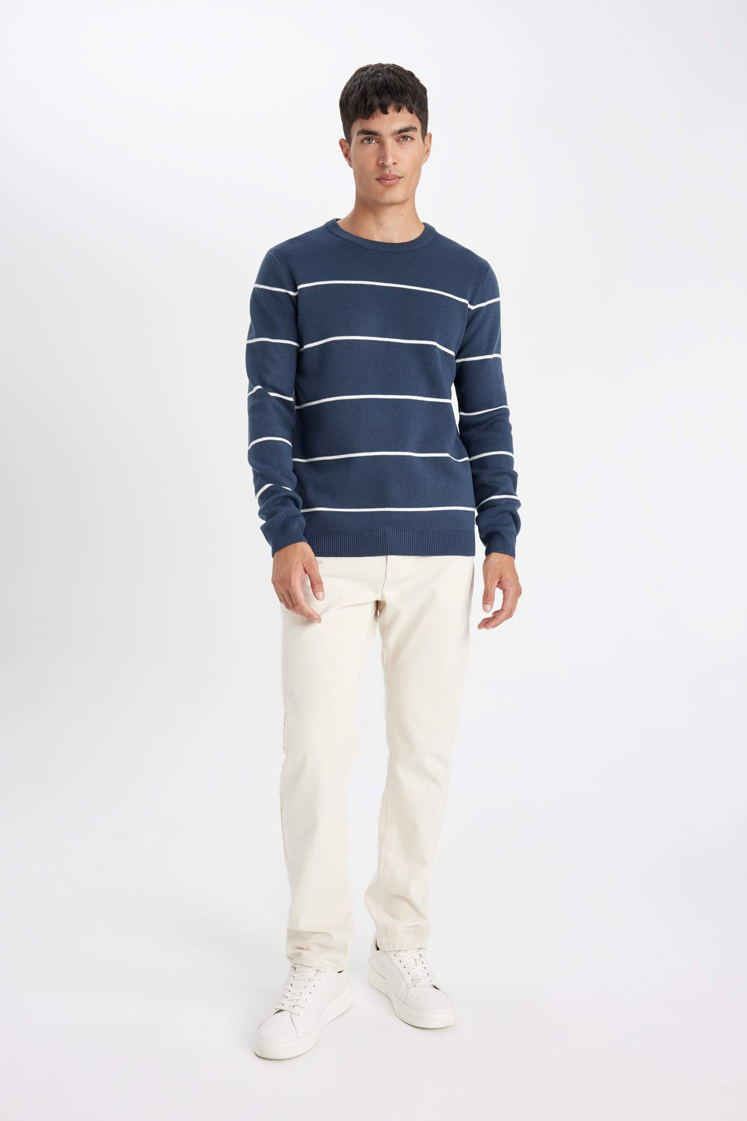 стандарт пішім дөңгелек жаға трикотаж Пулловер