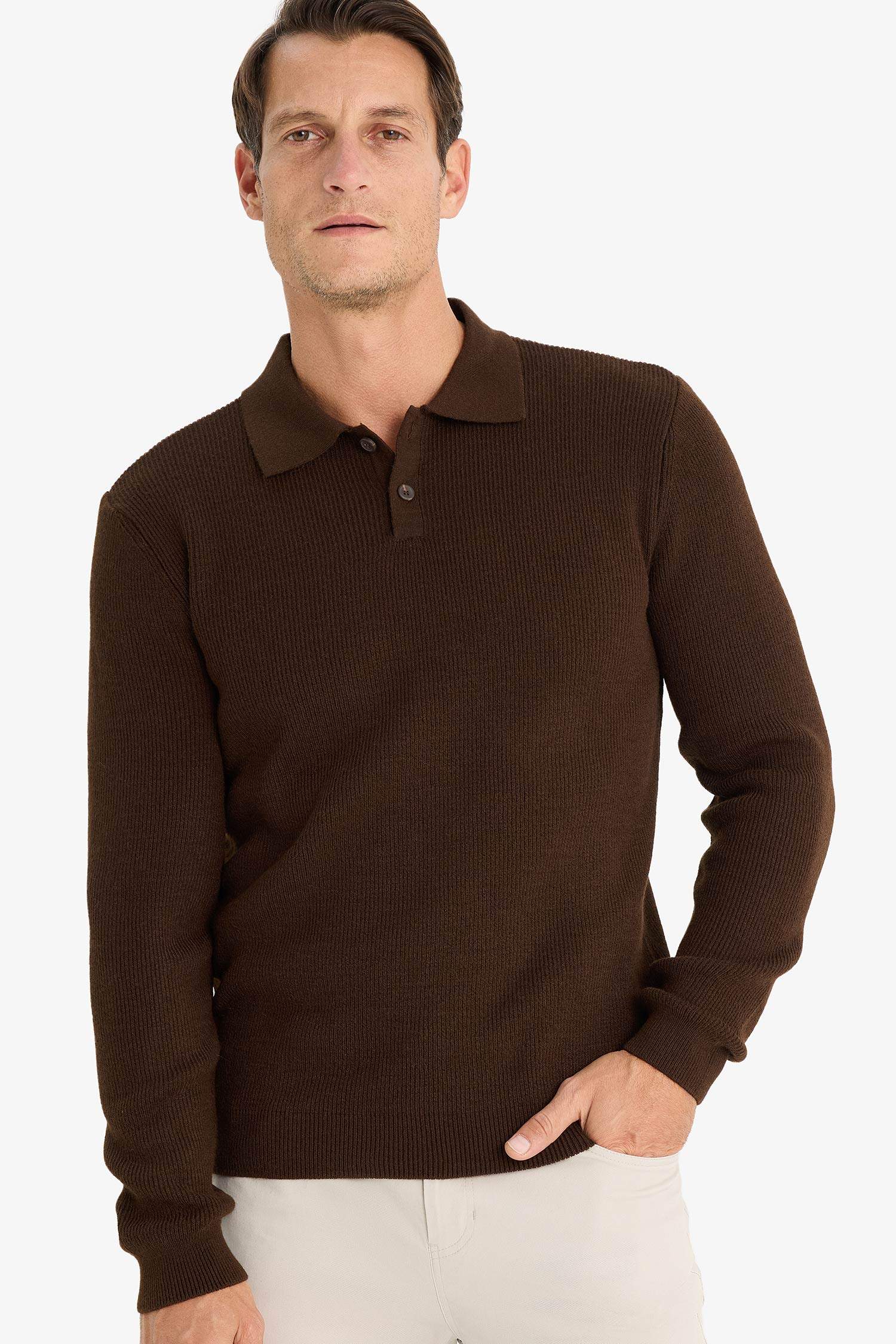 بلوز تريكو قصة عادية بياخة بولو