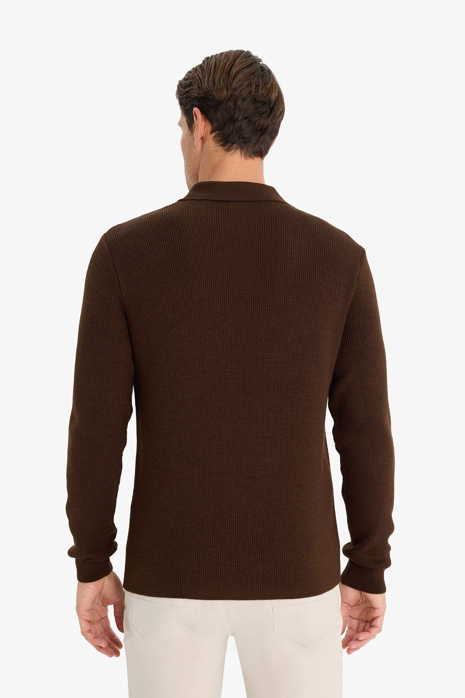 بلوز تريكو قصة عادية بياخة بولو