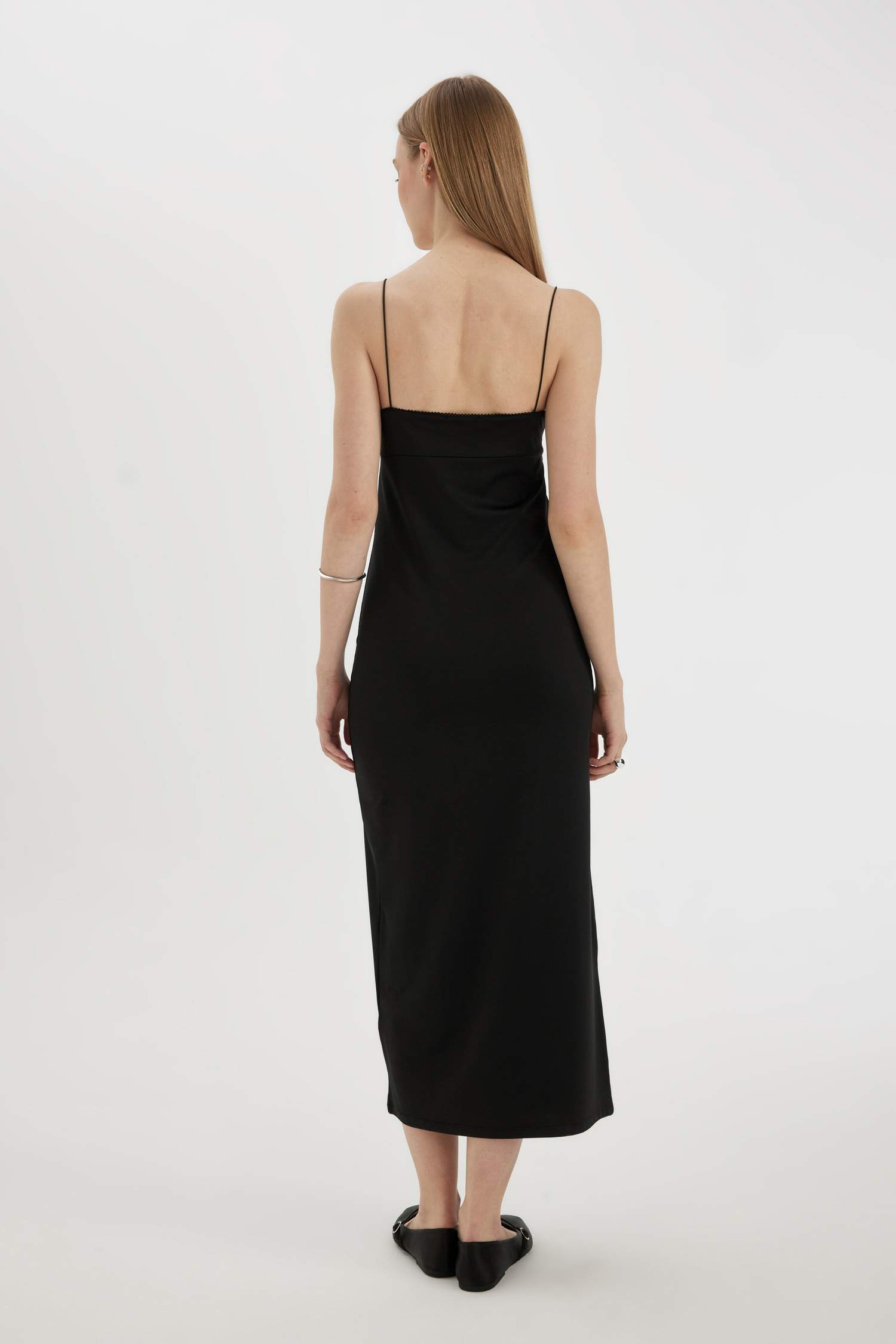 Slim Fit V-Neck Maxi Dress