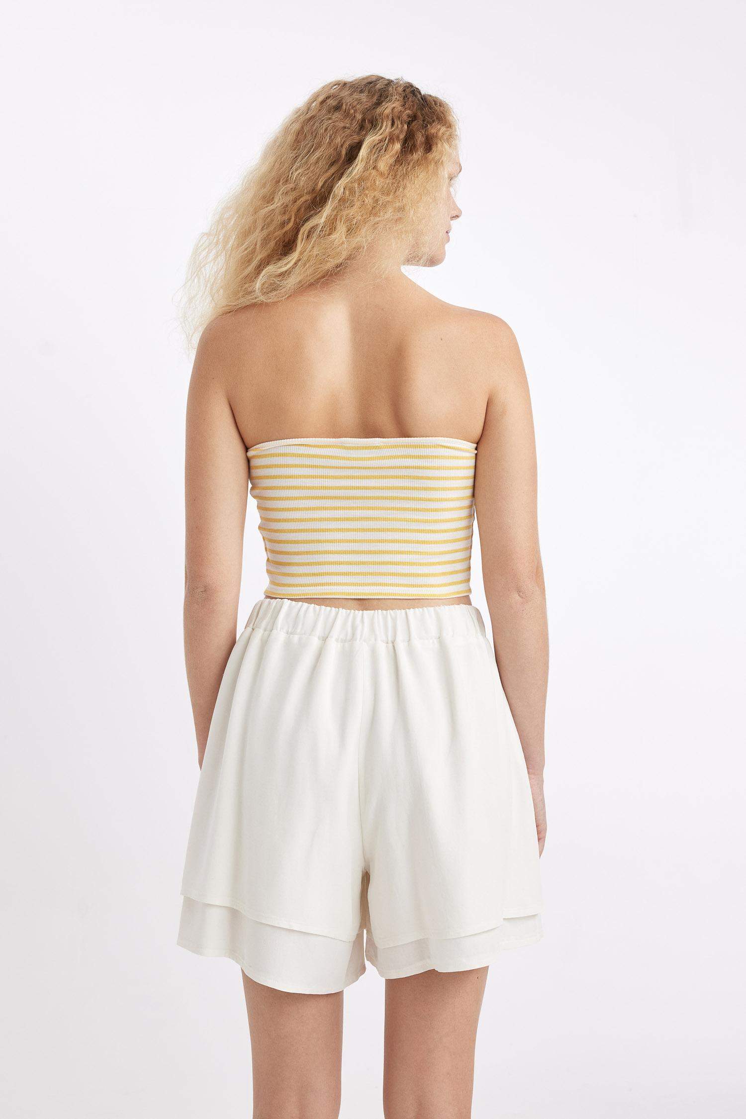 توب مخطط سليم فيت مضلع بدون حمالات