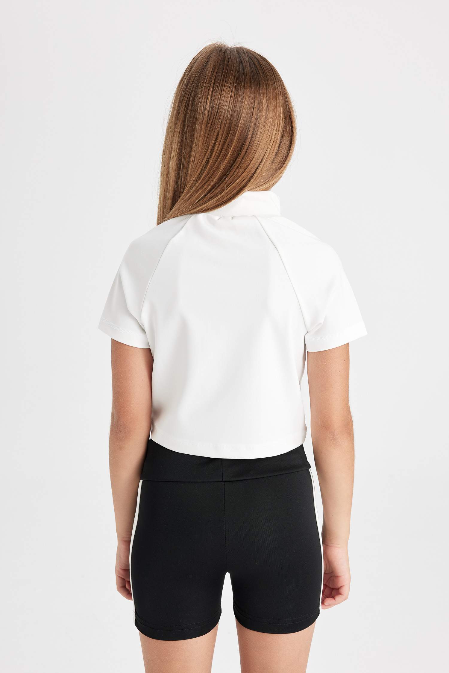 تيشيرت بناتي قطيفة قصة مريحة بياخة قاضي