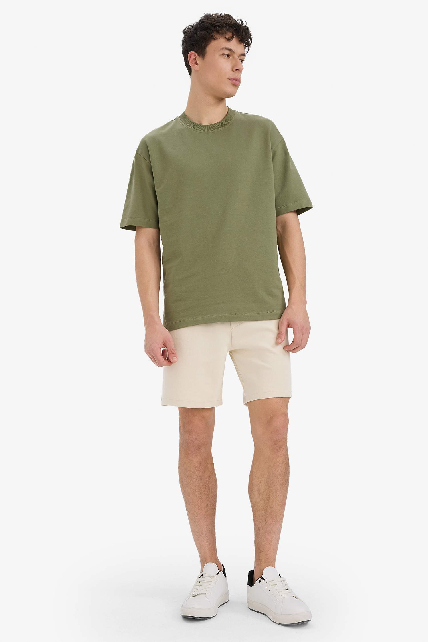 T-shirt basique en coton à col rond Coupe décontractée