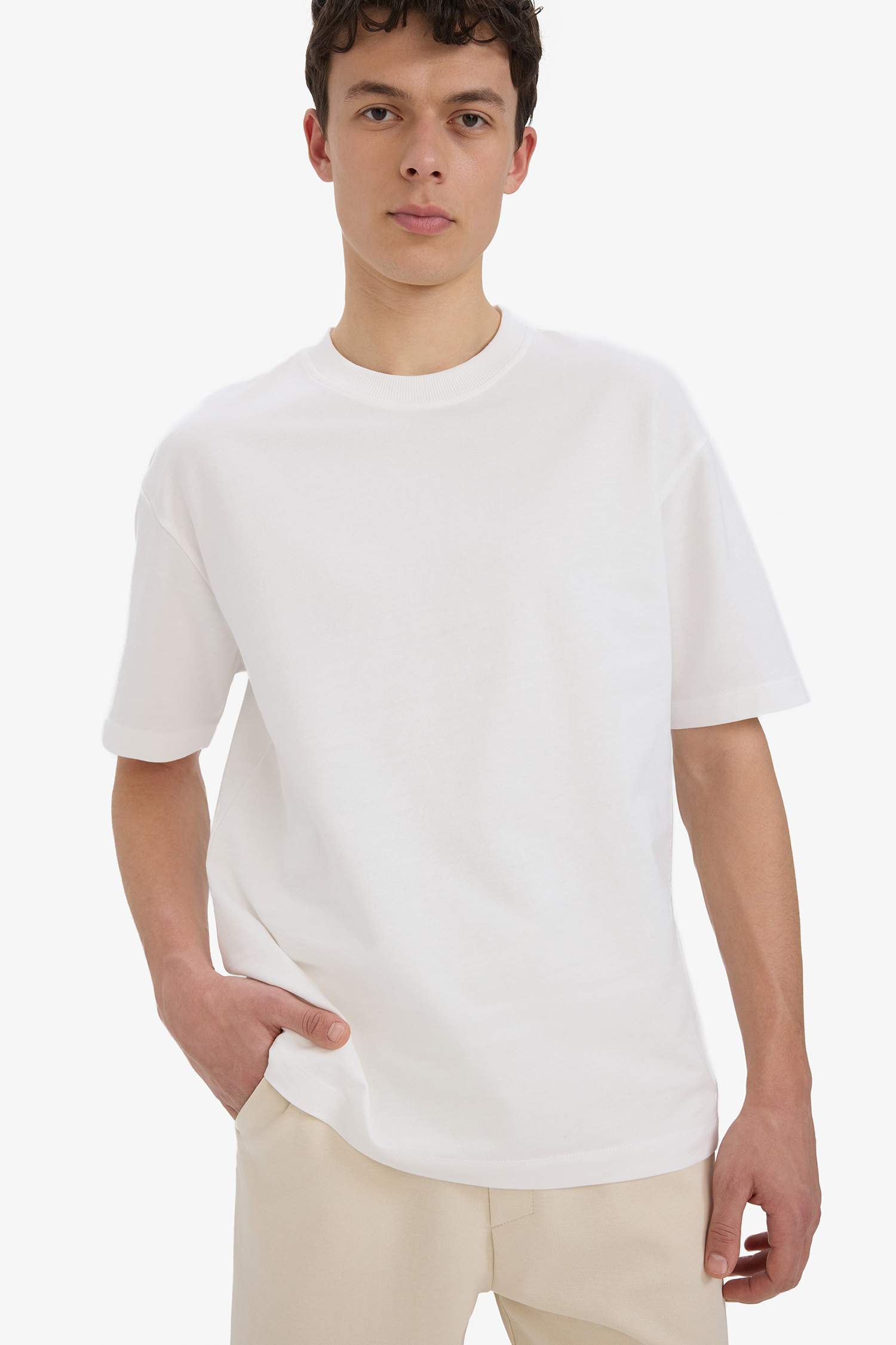Cotton Relax Fit Crew Neck Basic White T-Shirt