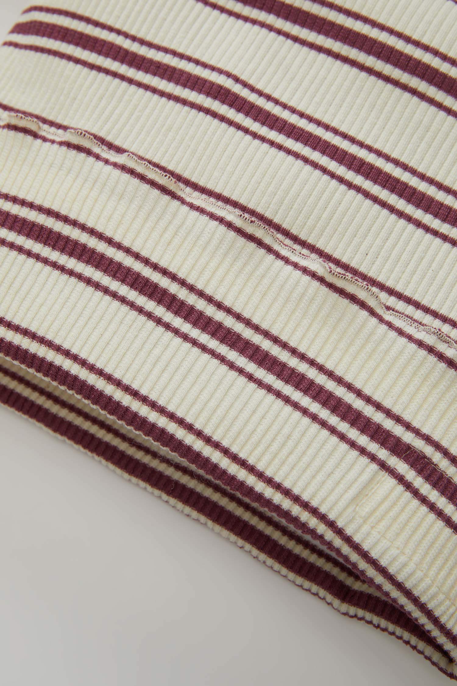 طقم بناتي لجين وتيشيرت مخطط قصة عادية - قطعتين