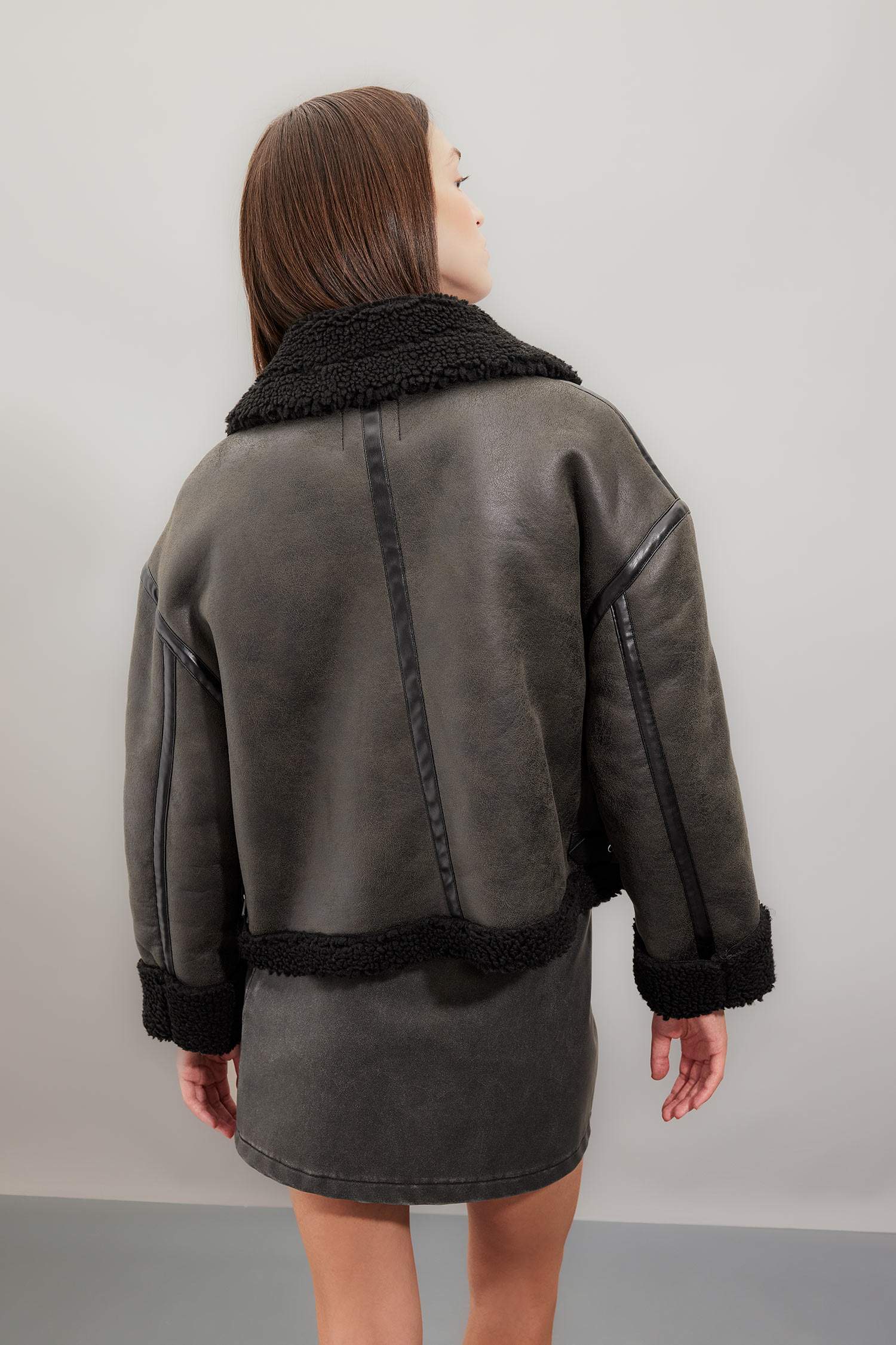 Polo Yaka Suni Deri Mont Fermualı Cepli Mevsimlik Pelüş Astarlı