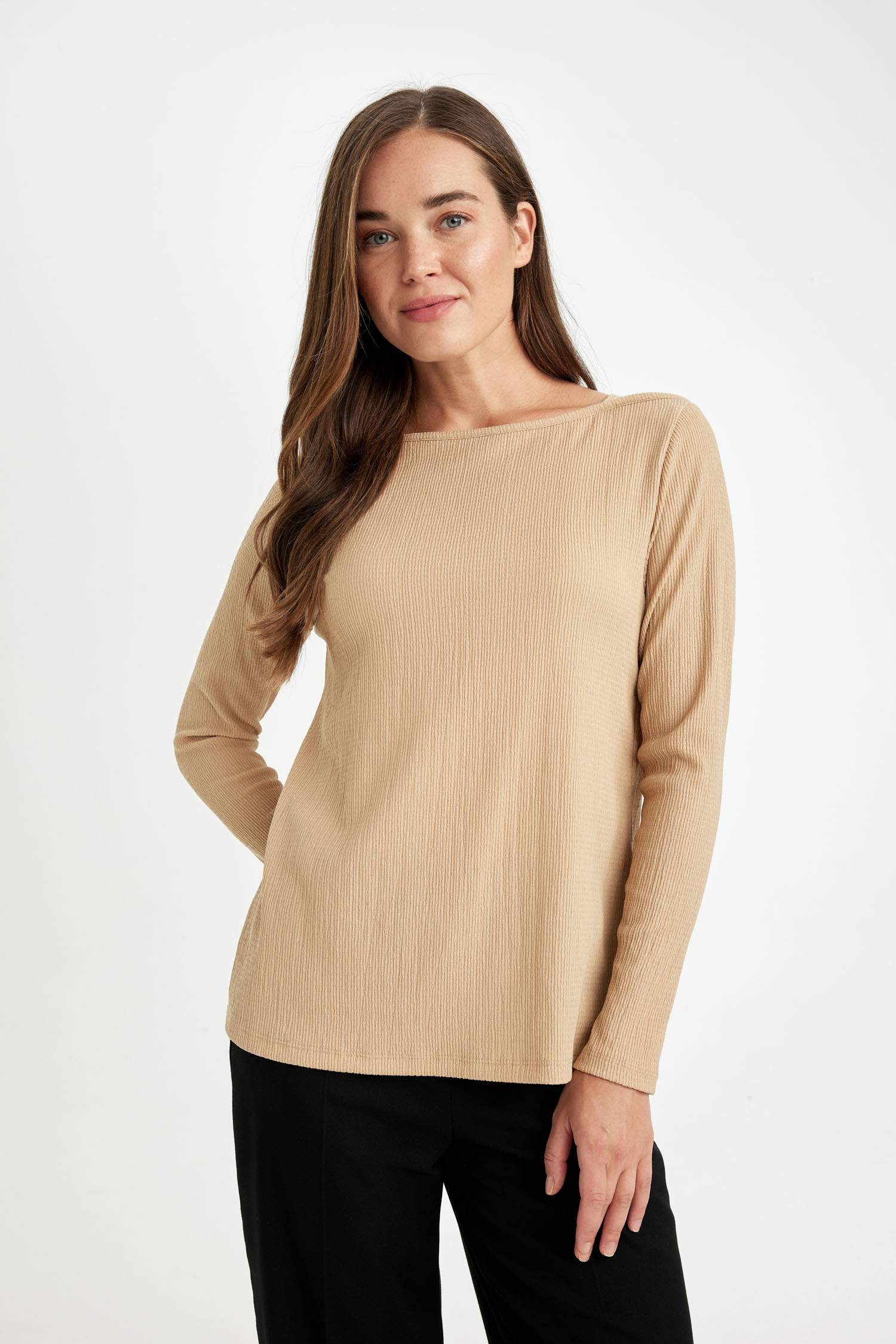 Regular Fit Kayık Yaka Bürümcük Uzun Kollu Tişört