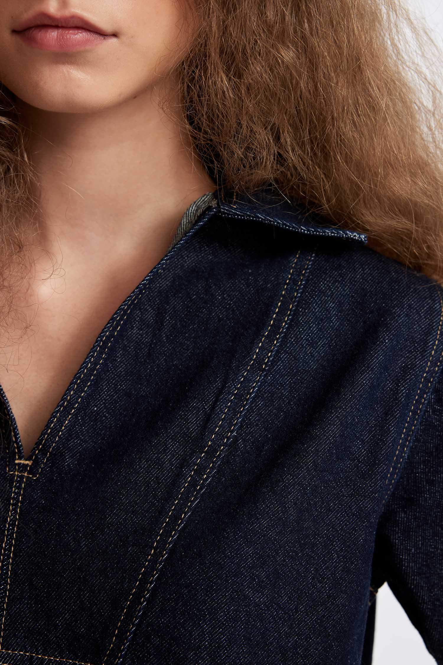 Fashion Fit Short Sleeve Denim Blouse