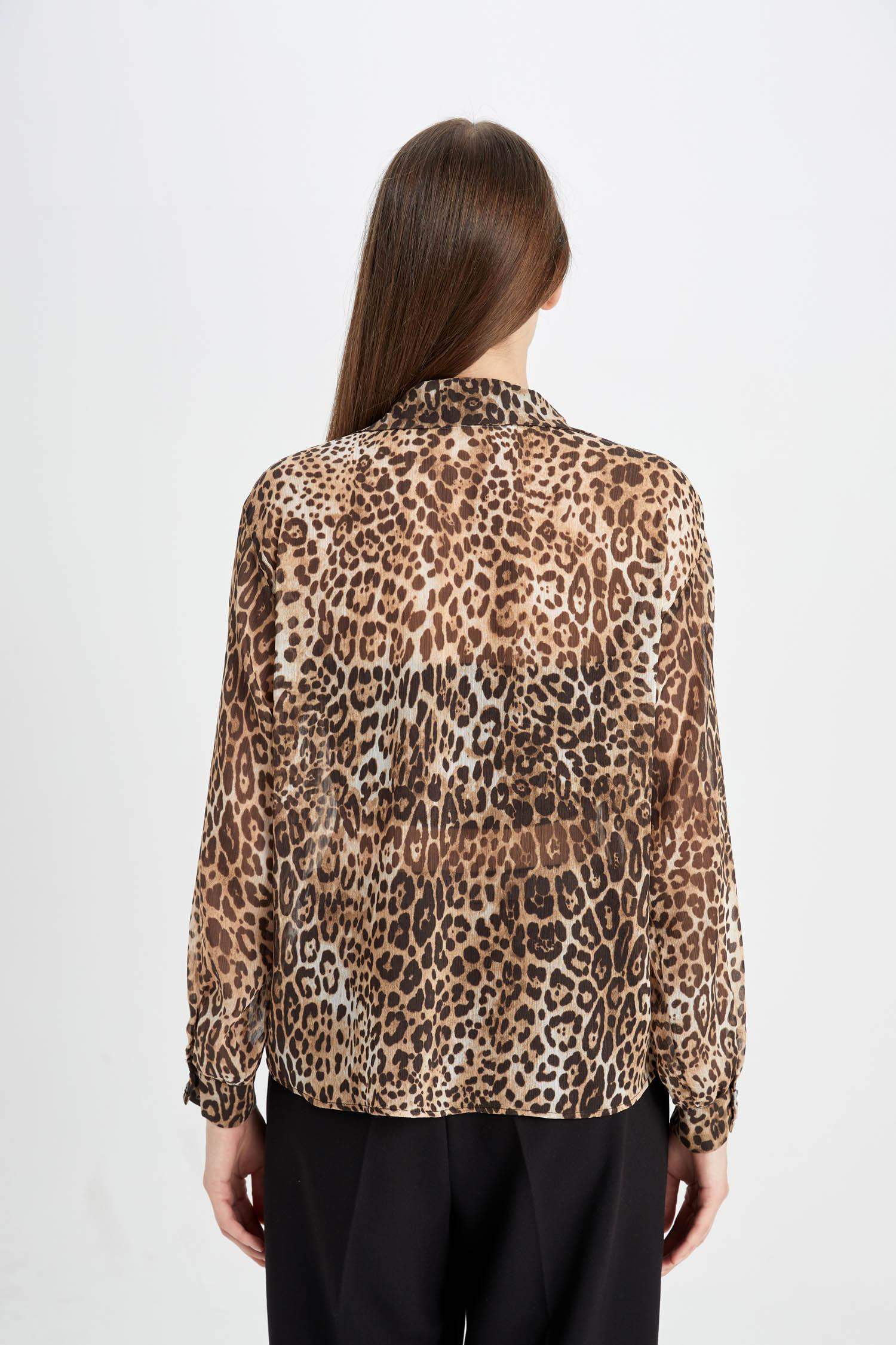 Regular Fit Leopar Desenli Uzun Kollu Gömlek
