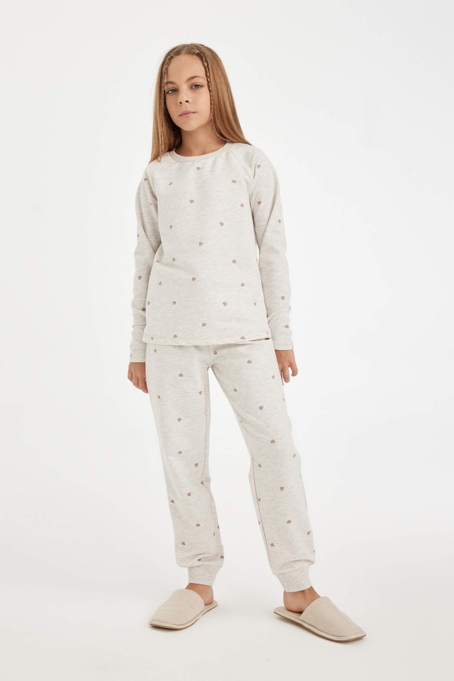 Kız Çocuk Pijama Takımı Kalp Baskılı Uzun Kollu Üst Uzun Alt