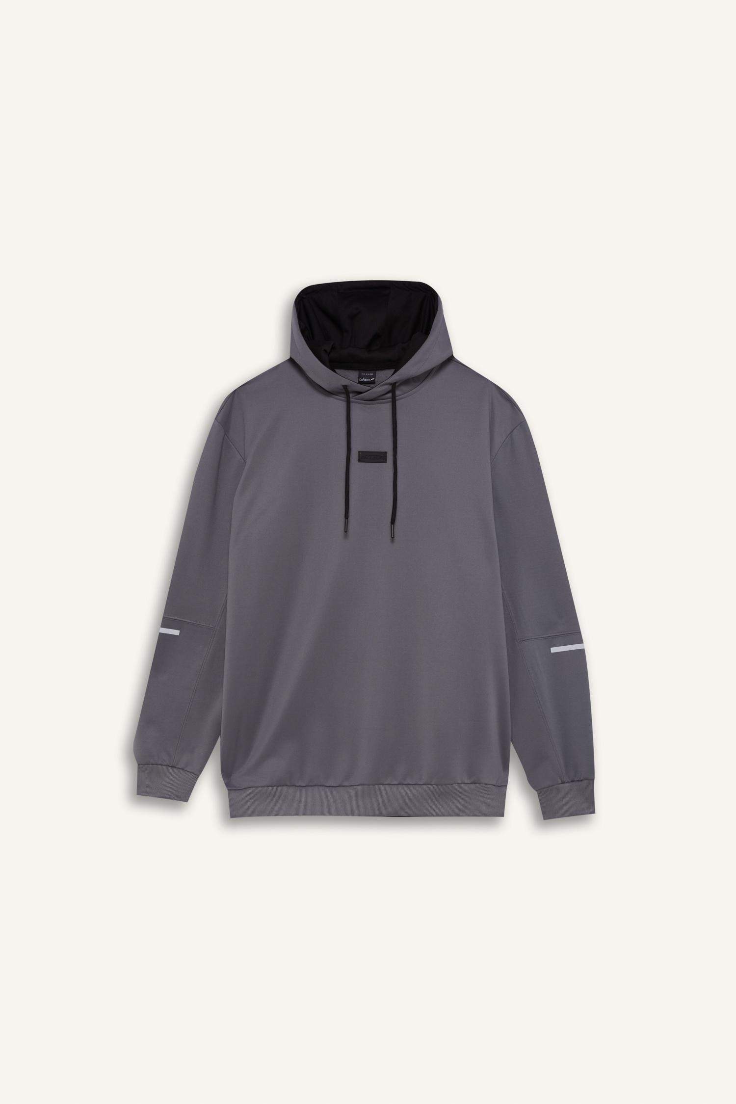 Standart Fit Kapüşonlu Basic Düz Sporcu Sweatshirt