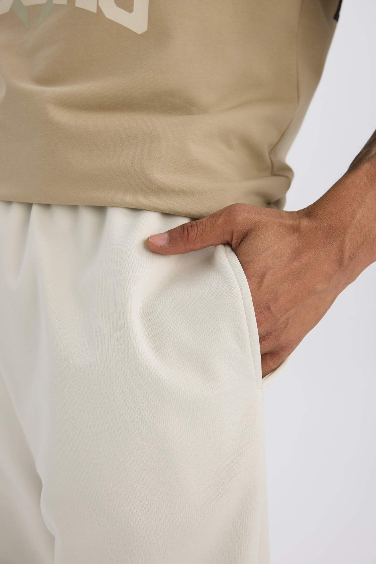 Sporcu Jogger Eşofman Altı Standart Fit Basic Düz Cepli Beli Paçası Lastikli