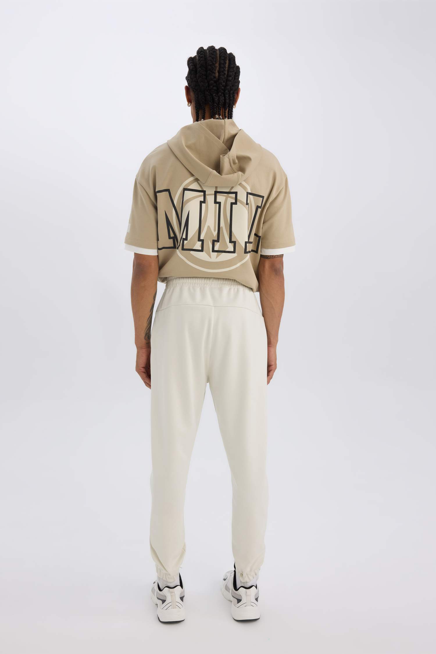 Sporcu Jogger Eşofman Altı Standart Fit Basic Düz Cepli Beli Paçası Lastikli