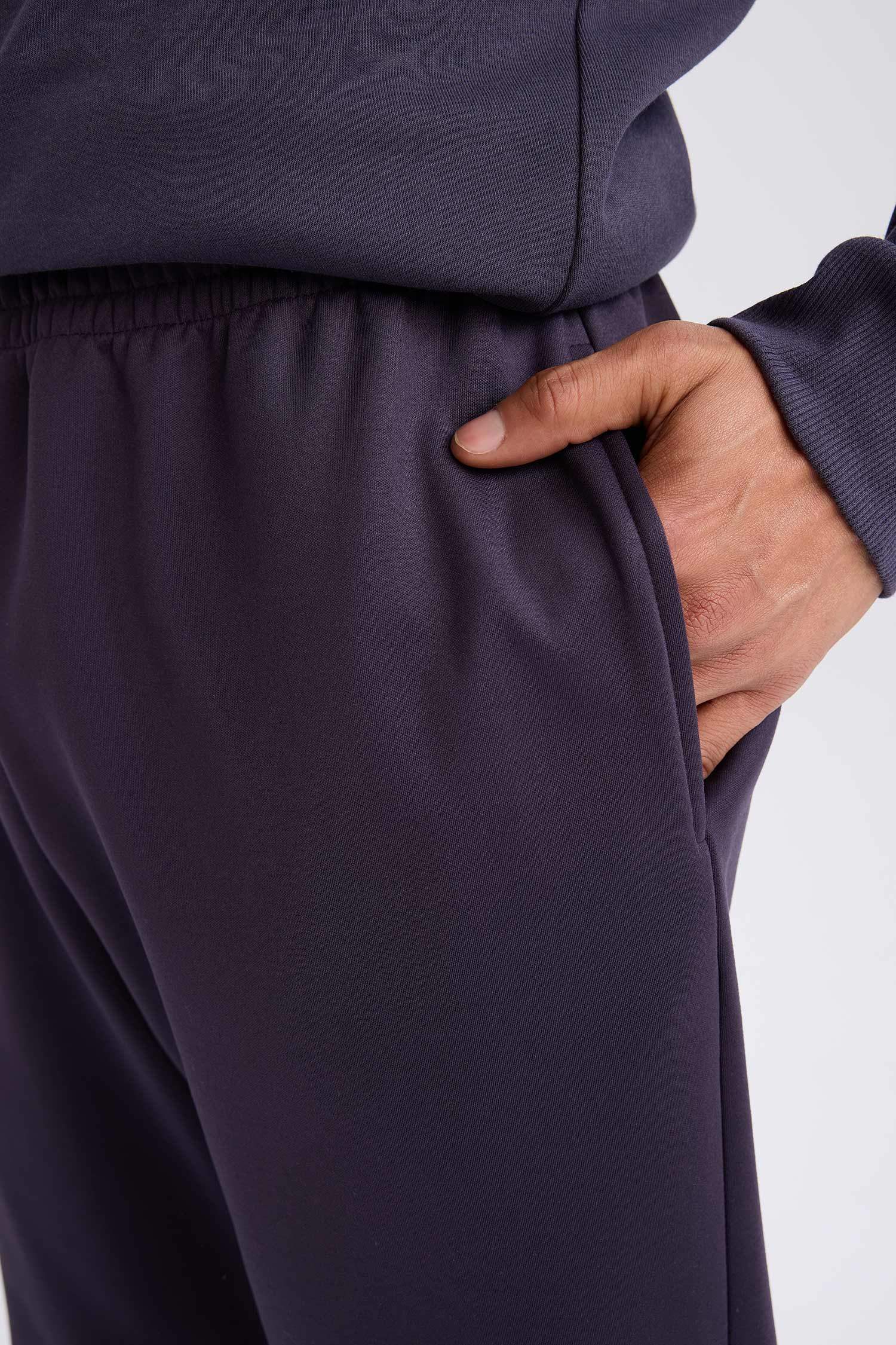 Sporcu Jogger Eşofman Altı Standart Fit Basic Düz Cepli Beli Paçası Lastikli