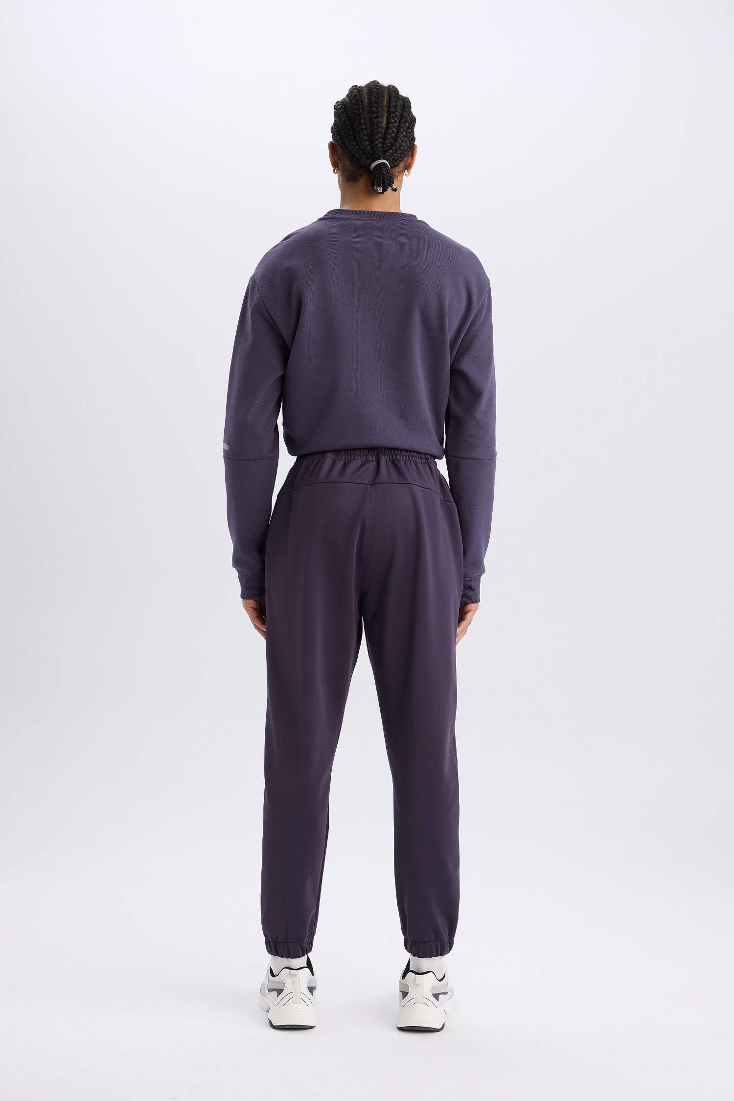 Sporcu Jogger Eşofman Altı Standart Fit Basic Düz Cepli Beli Paçası Lastikli