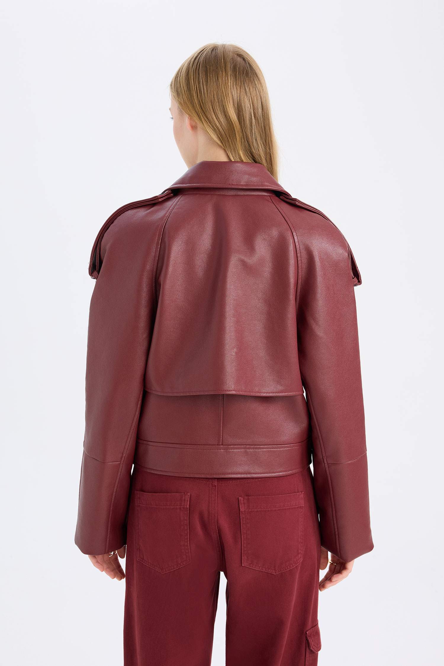 Oversize Geniş Kalıp Smokin Yaka Apoletli Suni Deri Ceket Mont