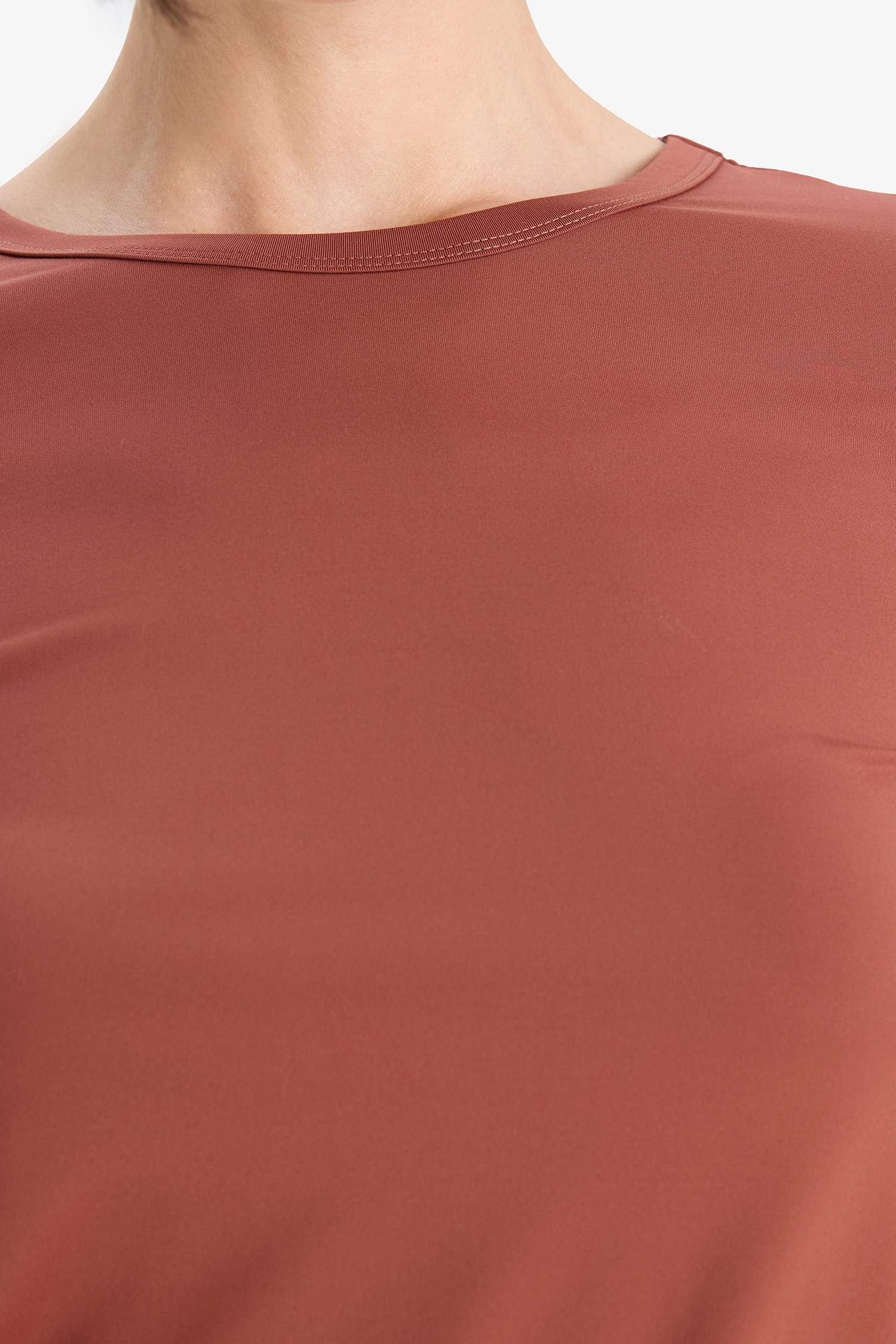 Slim Fit Dar Kesim Bisiklet Yaka Basic Düz Uzun Kollu Tişört