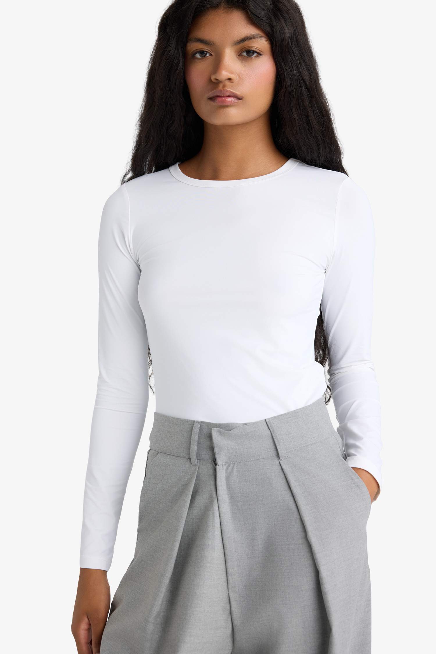 Slim Fit Dar Kesim Bisiklet Yaka Basic Düz Uzun Kollu Tişört