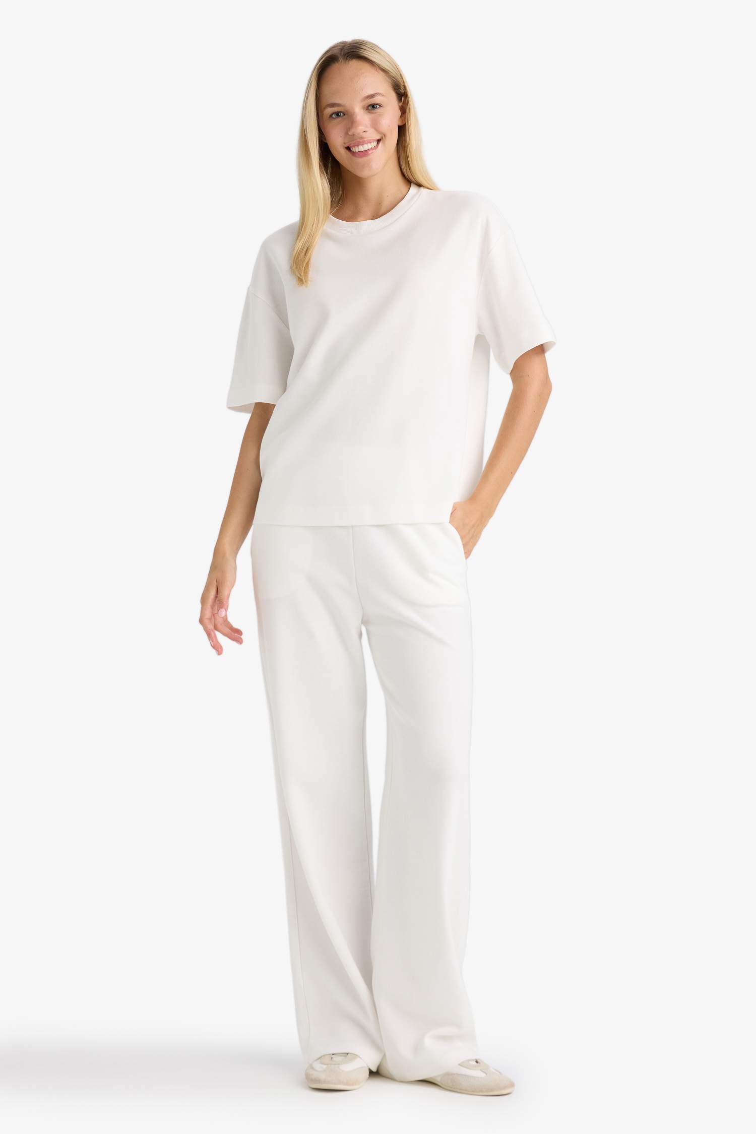 Straight Fit Pockets Basic Sweatpants