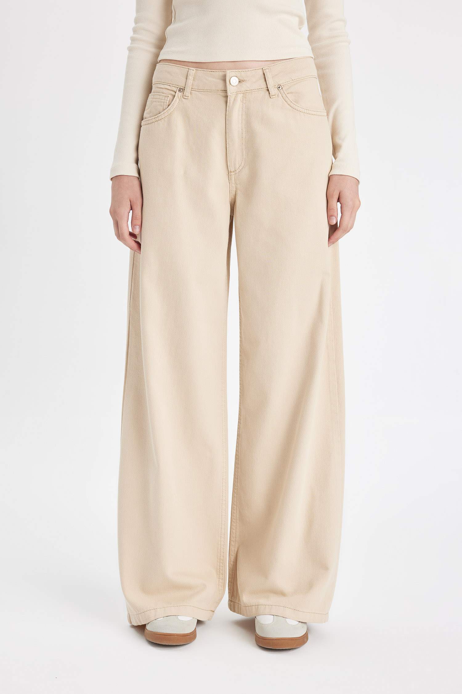 Wide Leg Gabardine Trousers