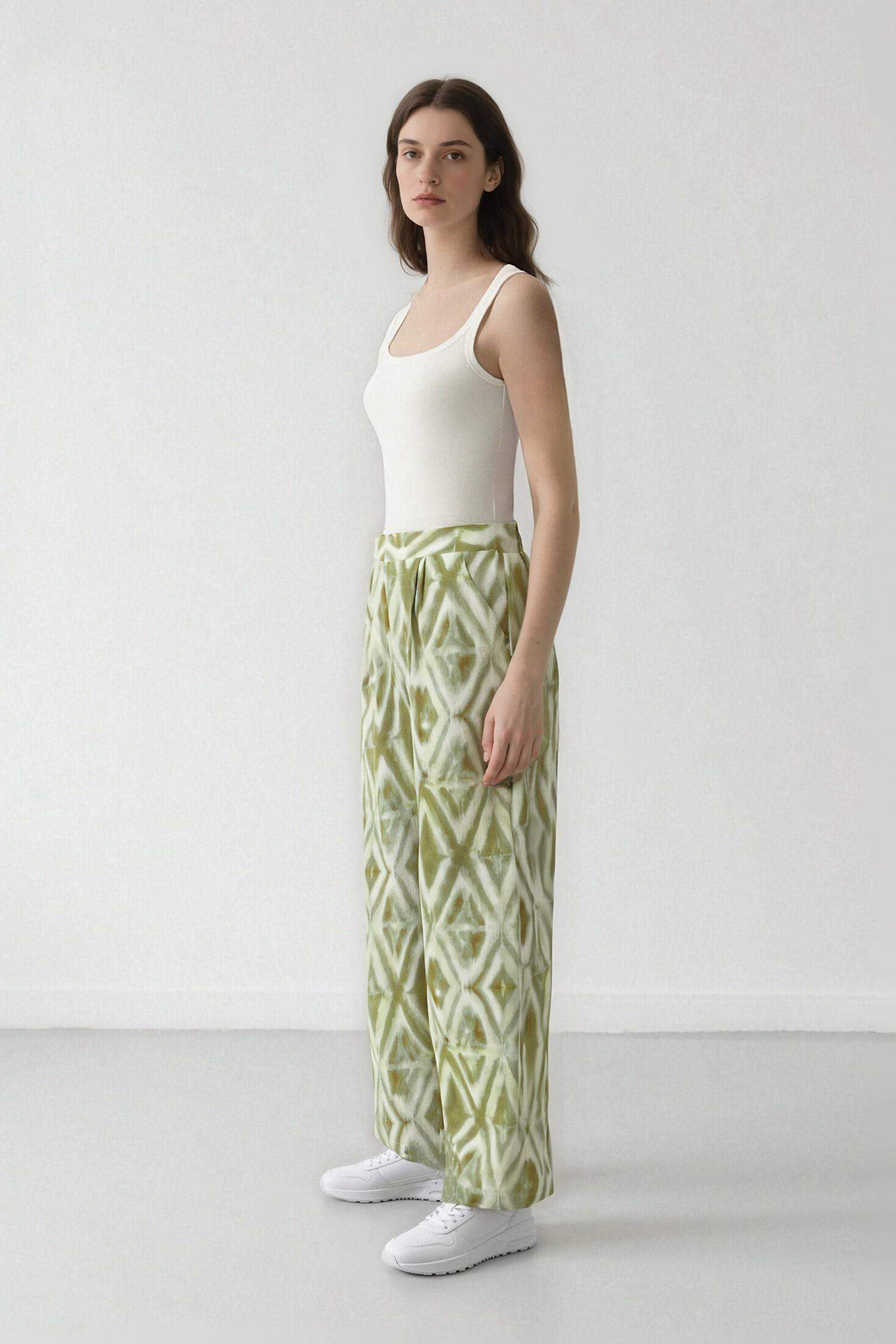 سروال فيسكوز كرنكيل قصة مريحة واسع برجل واسع