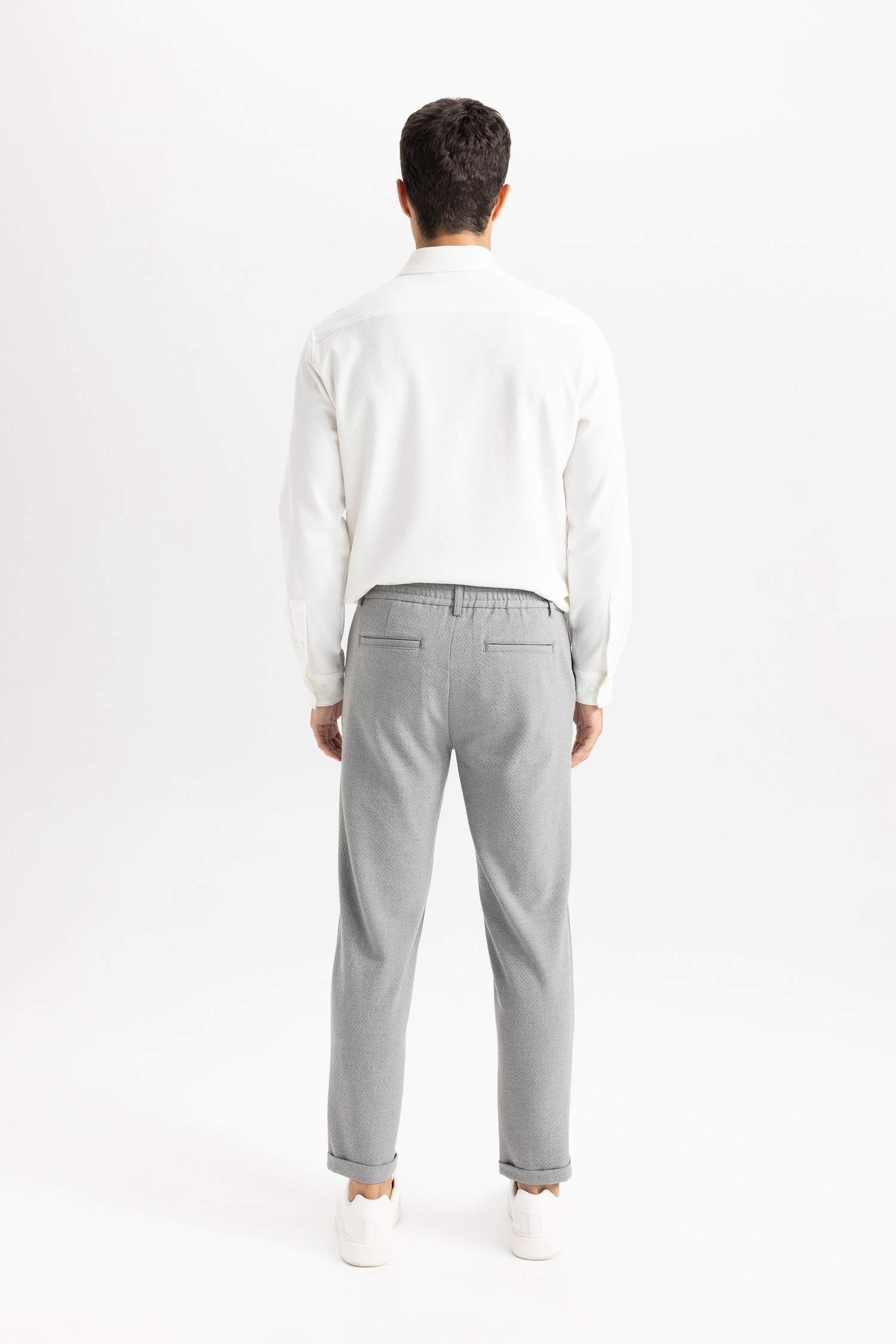 سروال مجعد جوجر فيت