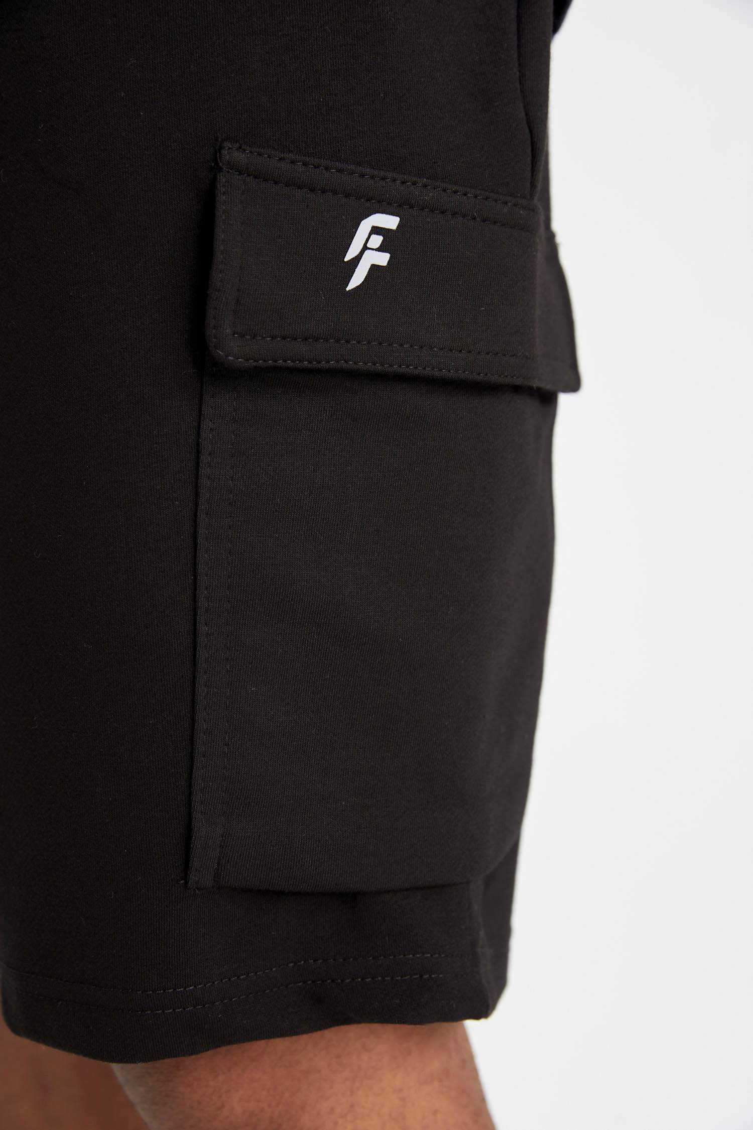 Standart Fit Kısa Paça Şort