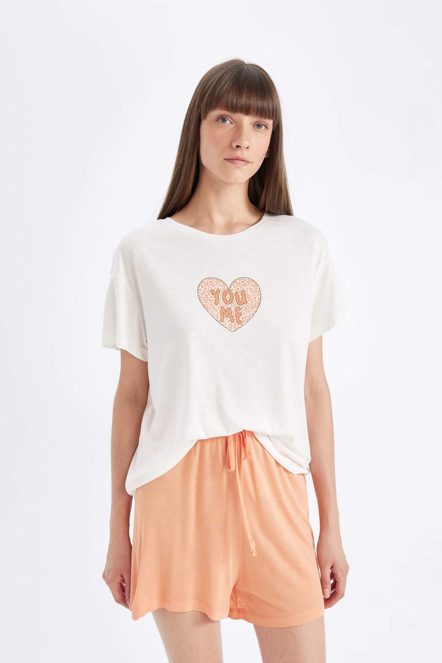 طقم قصة عادية بأكمام قصيرة من قطعتين