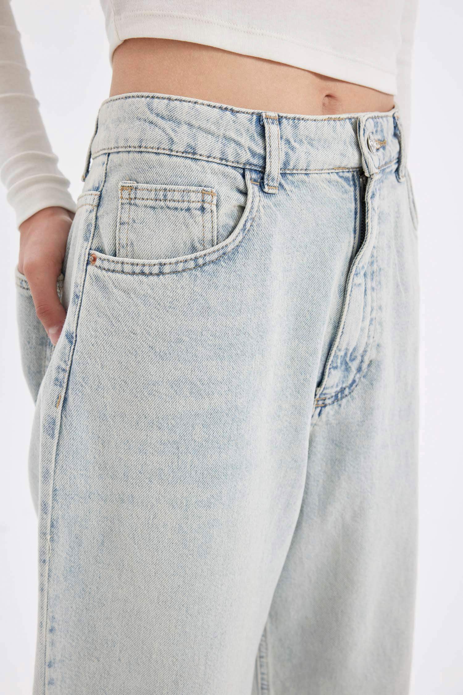 سروال جينز باجي