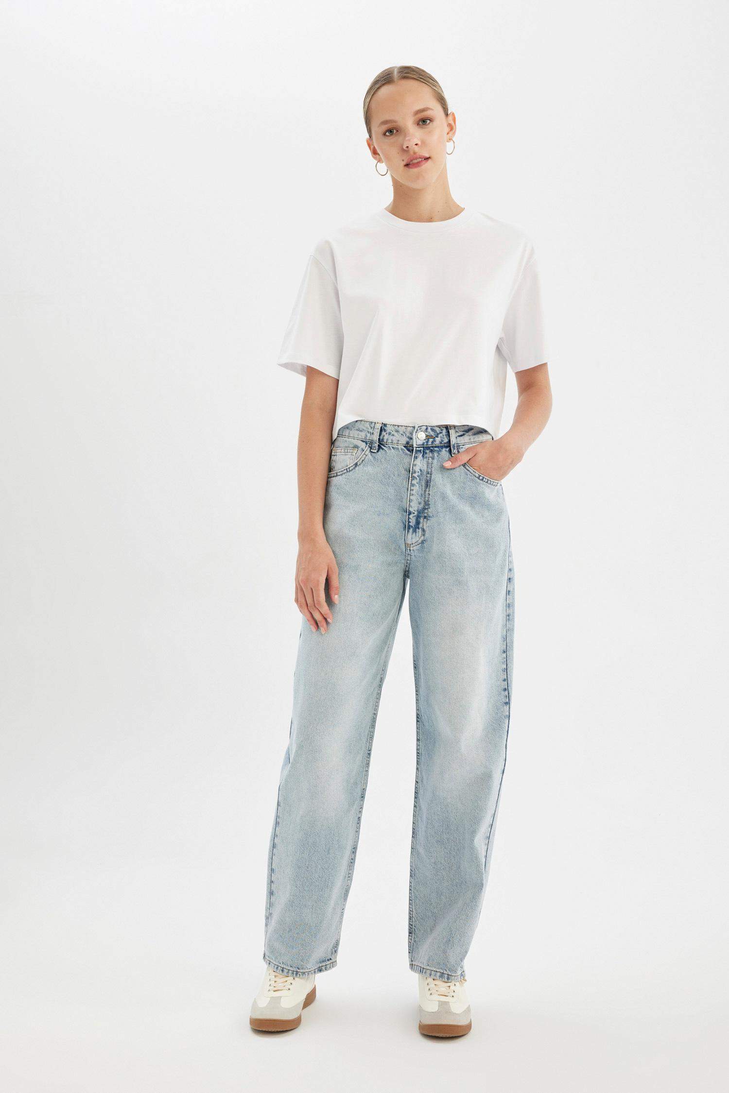 Pantalon Jean Baggy Ample Coupe Ballon Taille Haute et Longueur Cheville