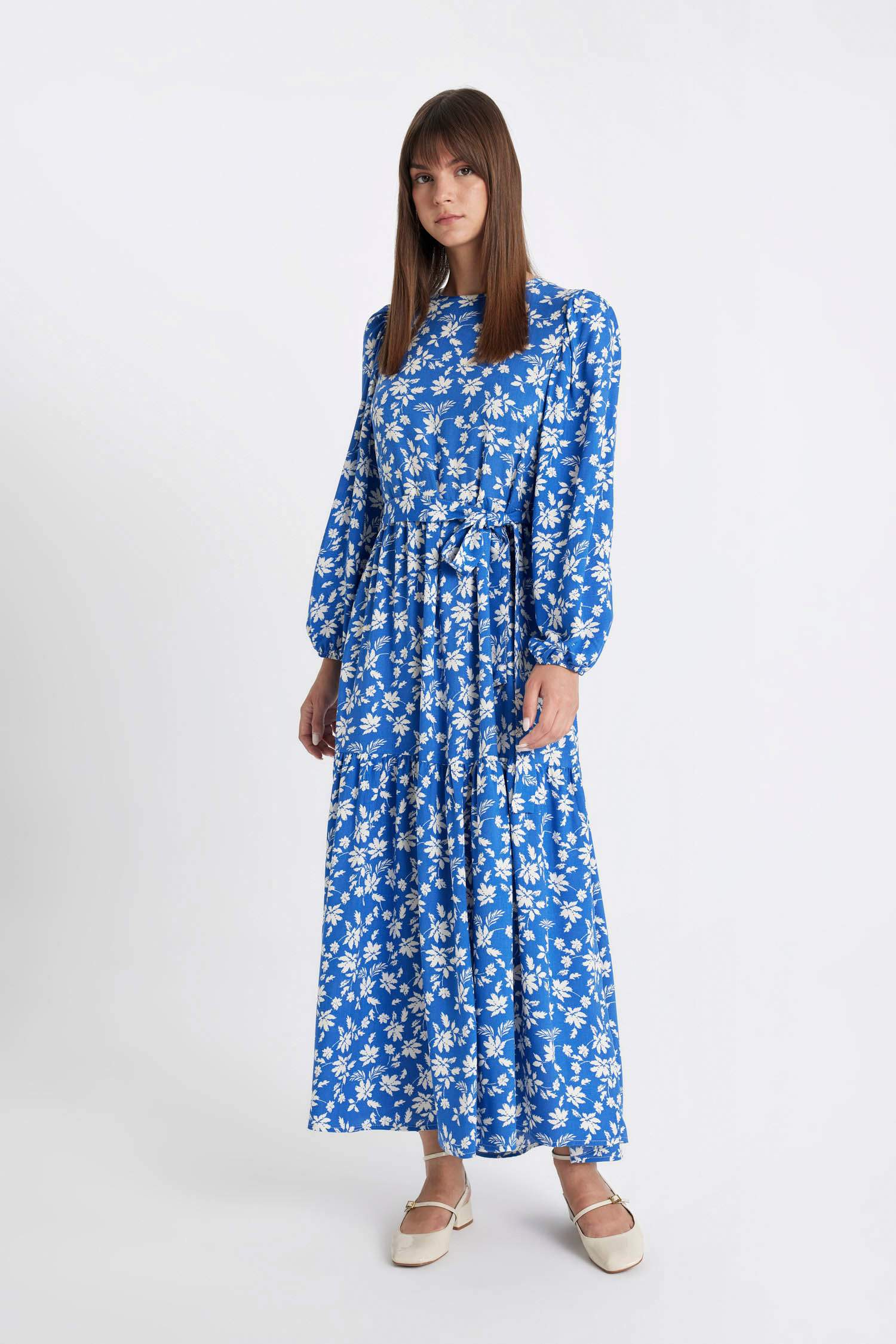 Bisiklet Yaka Desenli Kuşaklı Uzun Kollu Maxi Elbise