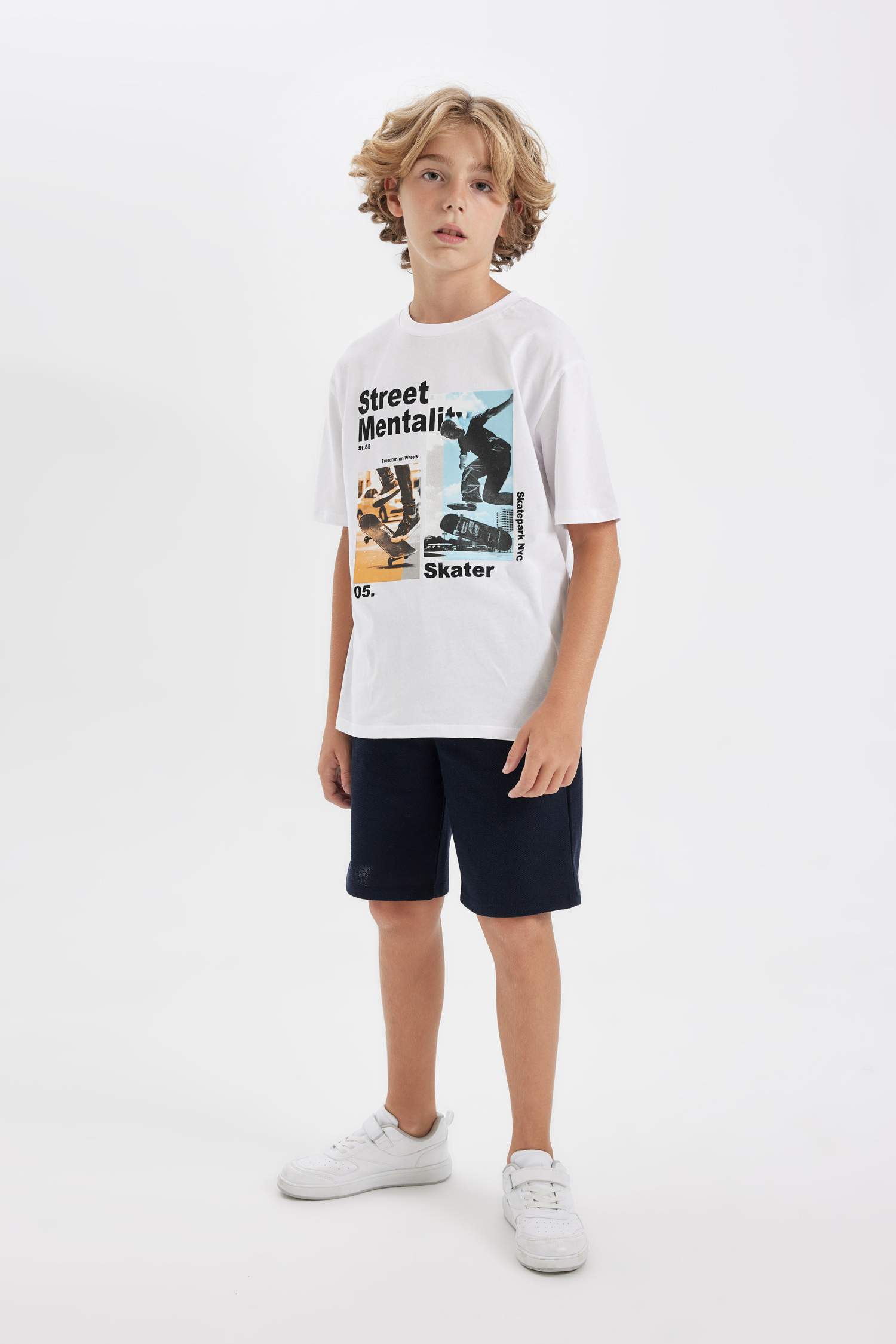 سيت ولادي شورت وتيشيرت - قطعتين