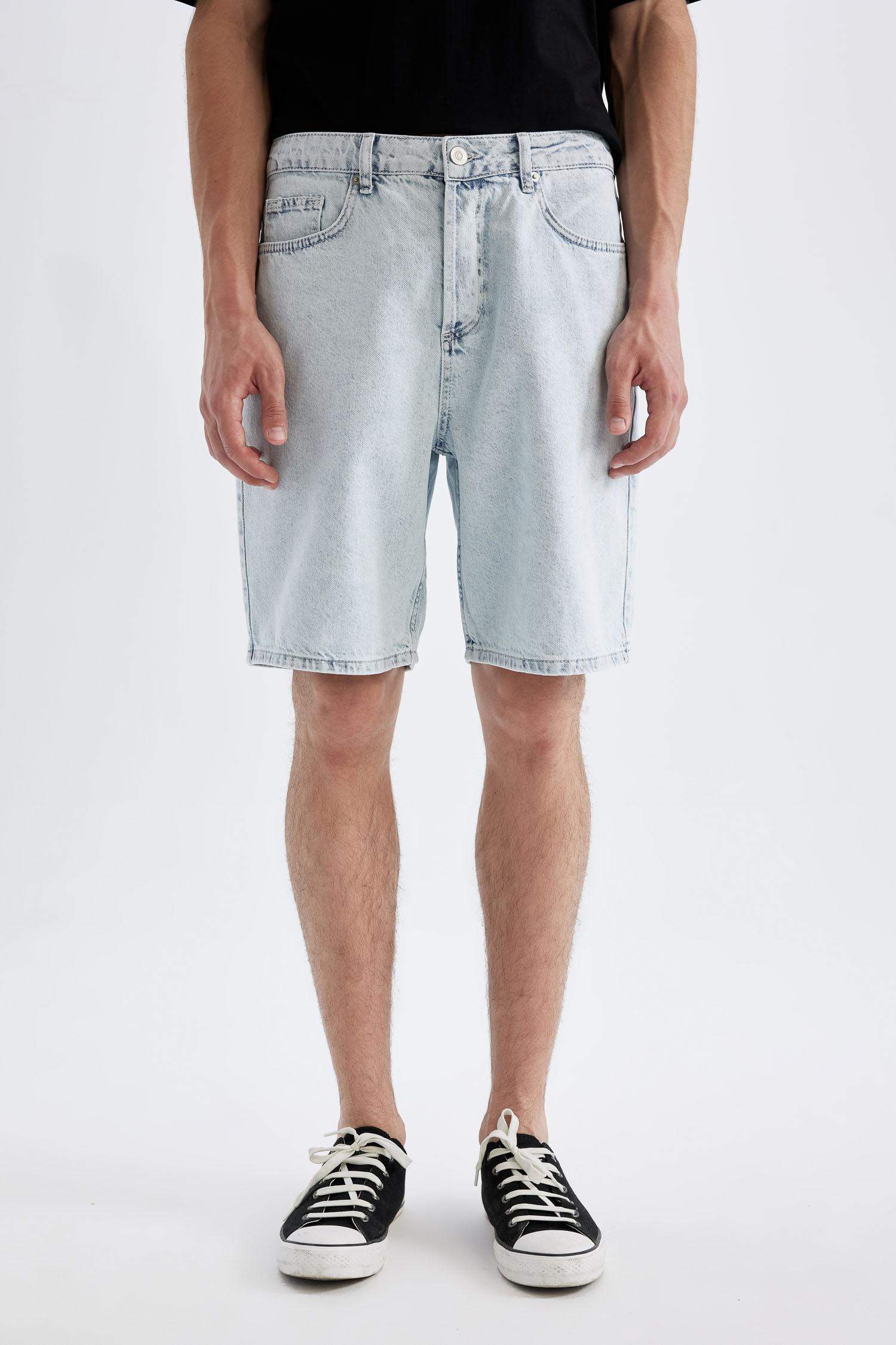 شورت جينز قصة مستقيمة