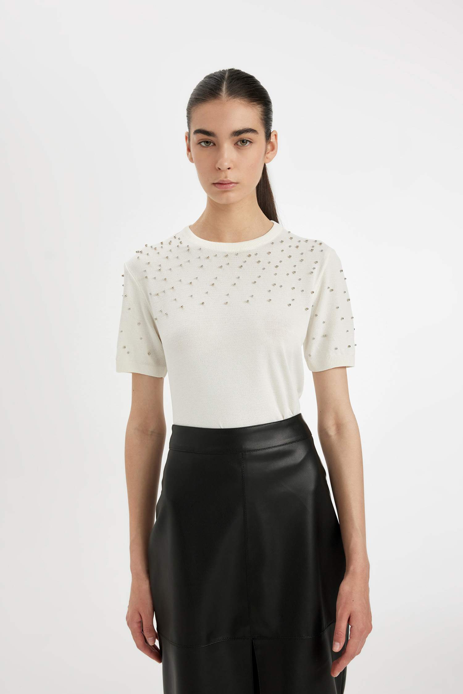 Regular Fit Bisiklet Yaka Kısa Kollu Triko Tişört