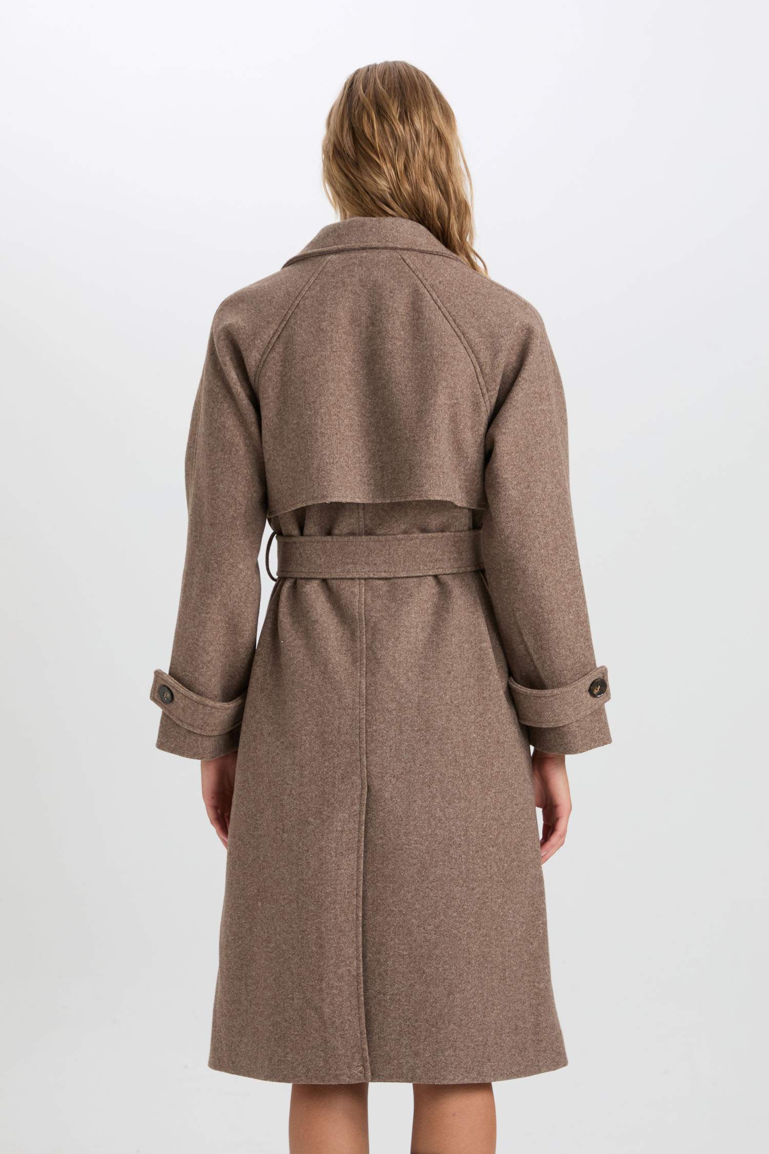 Regular Fit Uzun Kaşe Kaba Ceket Yaka Düğmeli Cepli Apoletli Kemerli