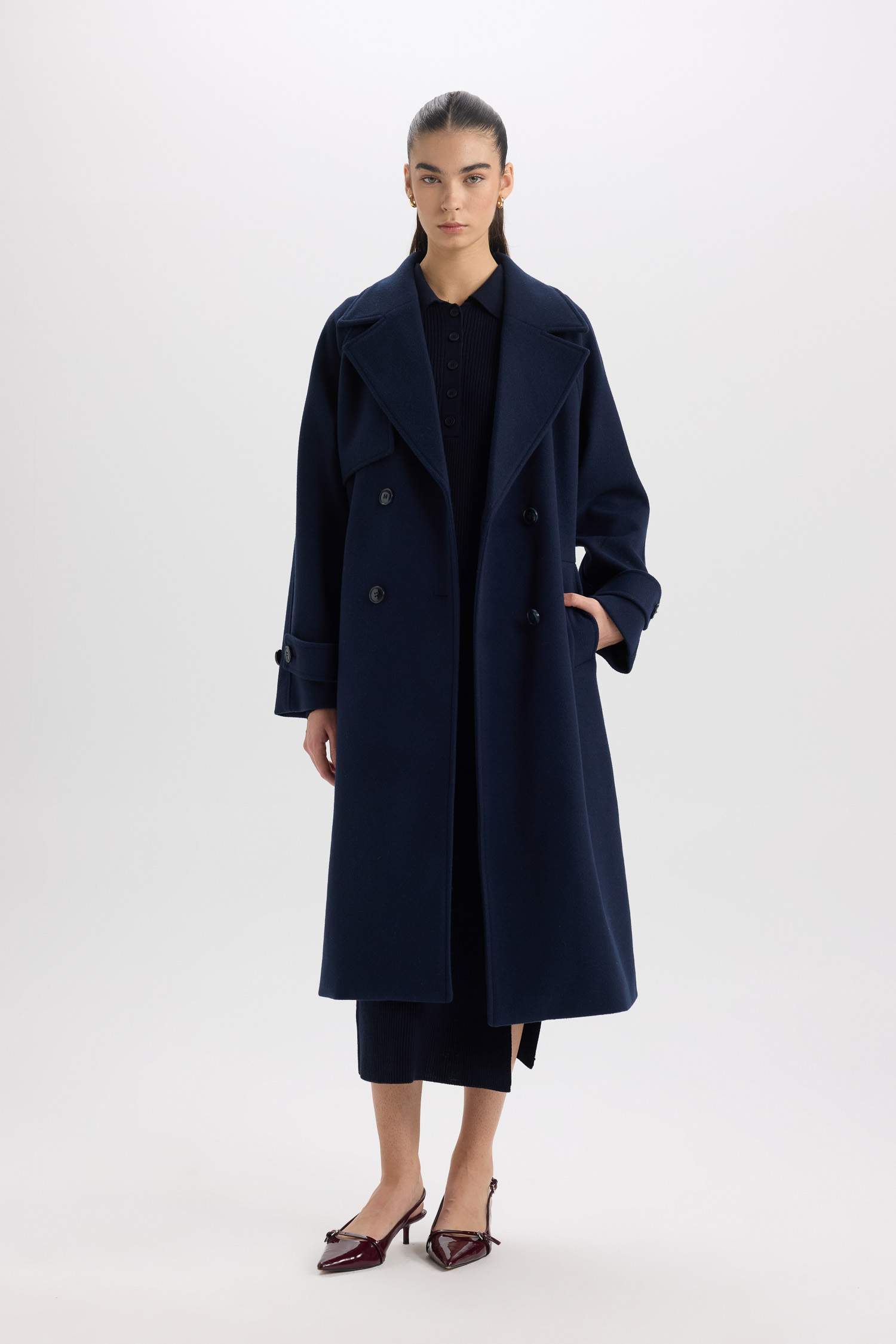 Regular Fit Ceket Yaka Düğmeli Cepli Apoletli Kemerli Uzun Kaşe Kaban