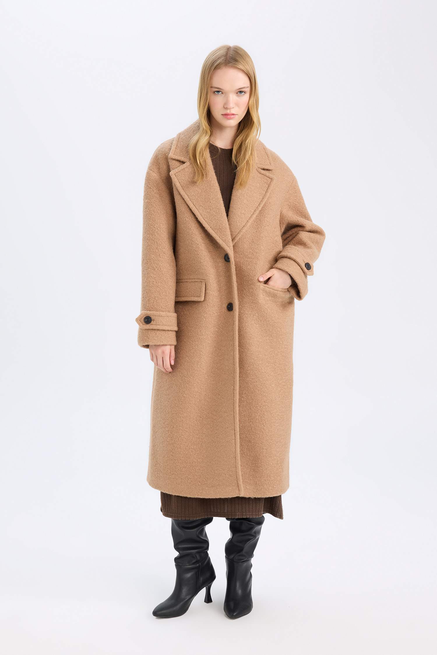 Regular Fit Uzun Kaşe Kaban Apoletli Ceket Yaka Cepli Düğmeli