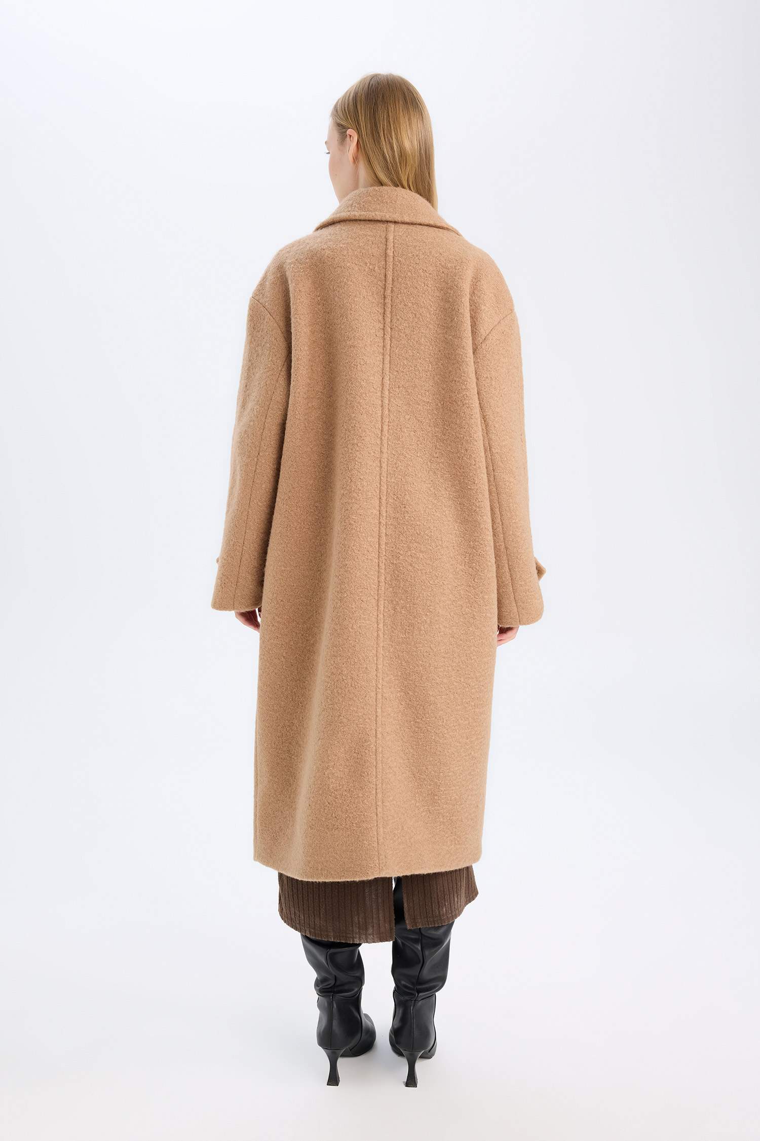 Regular Fit Uzun Kaşe Kaban Apoletli Ceket Yaka Cepli Düğmeli