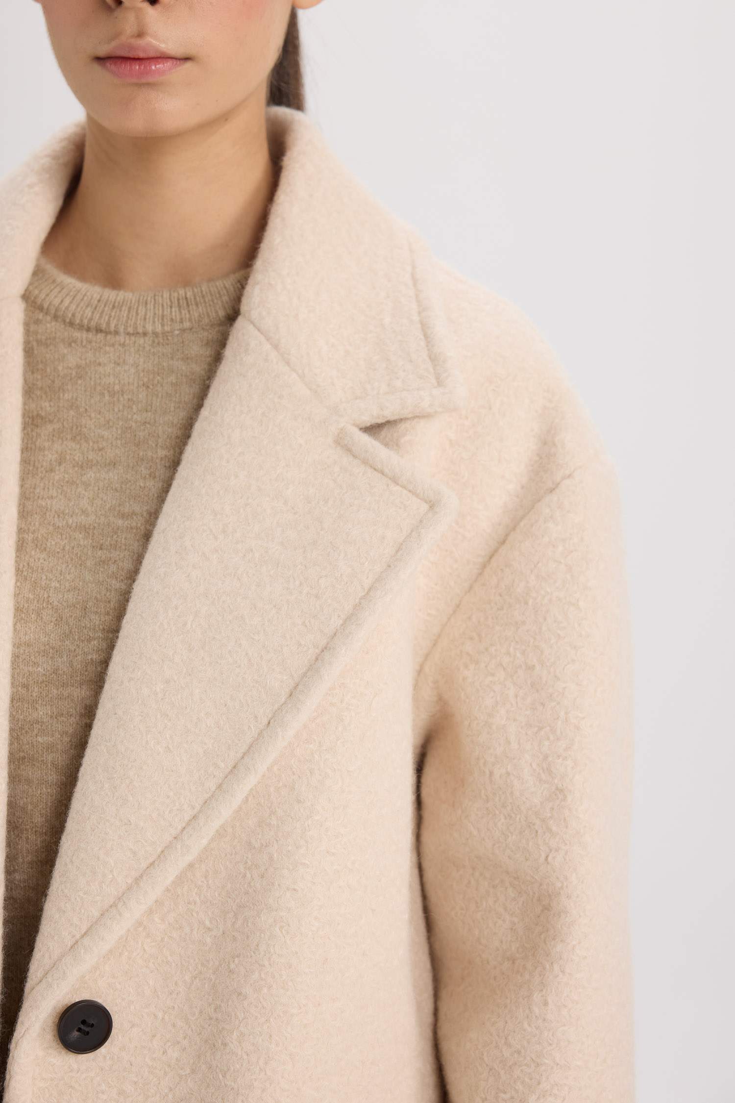 Regular Fit Uzun Kaşe Kaban Apoletli Ceket Yaka Cepli Düğmeli