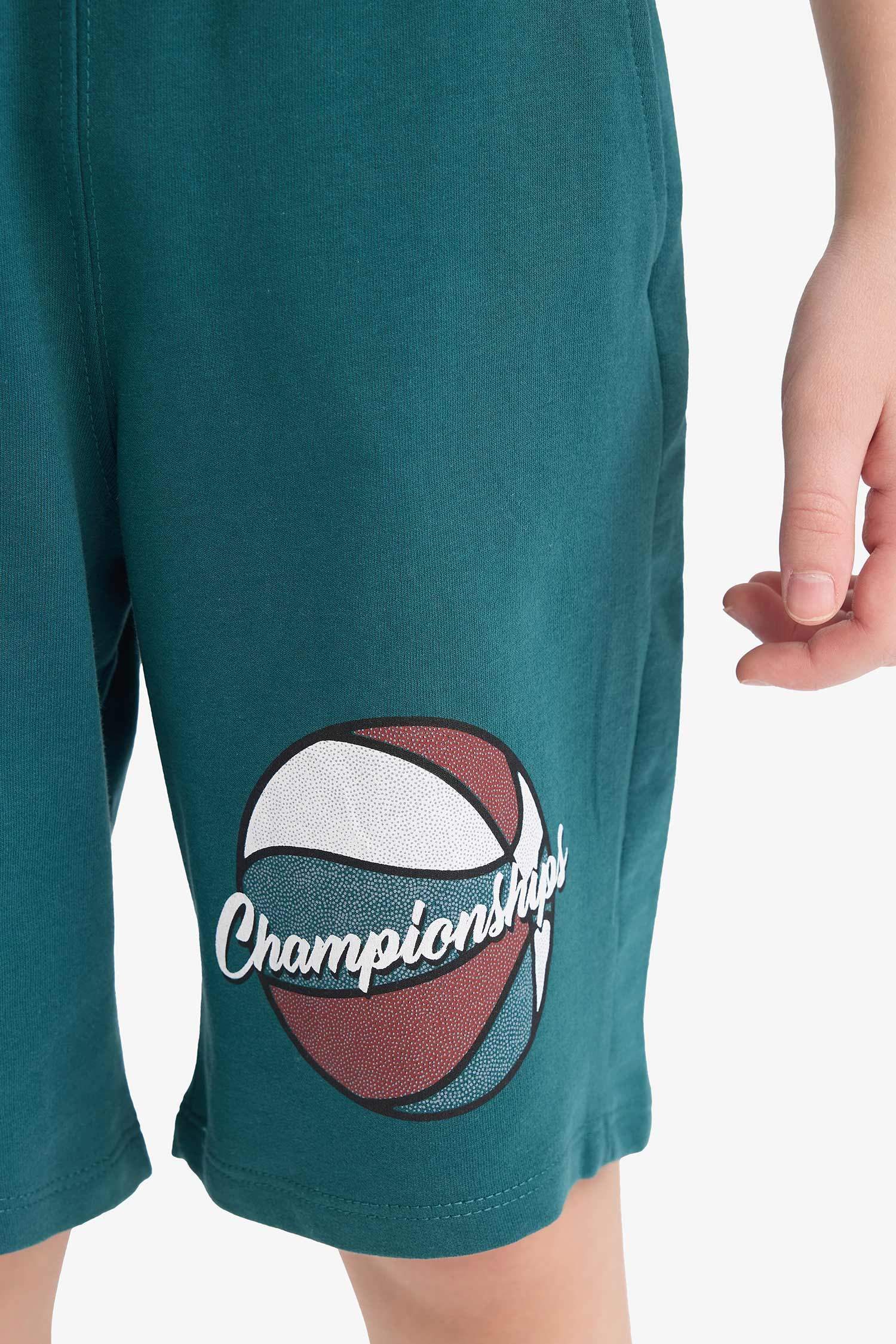 Ұлдарға қалыпты пішім Шолақ шалбар