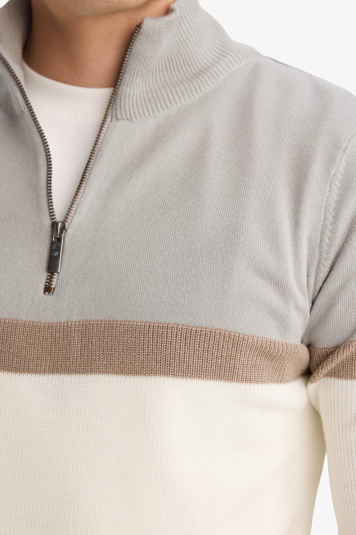 بلوفر تريكو قصة عادية هاي كول