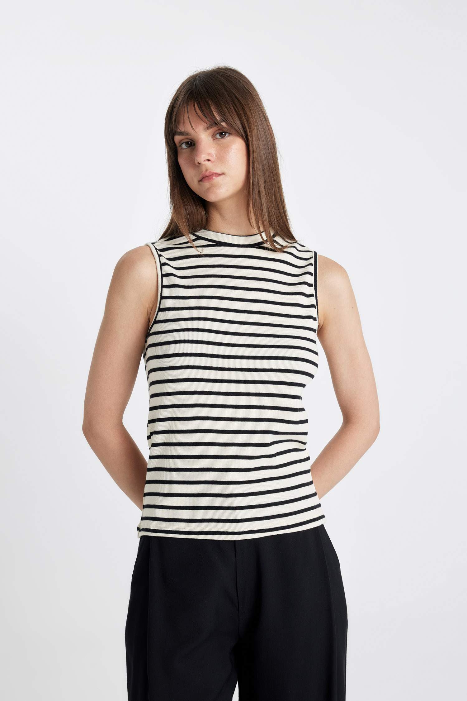 Bisiklet Yaka Fitilli Kaşkorse Çizgili Kolsuz Tişört