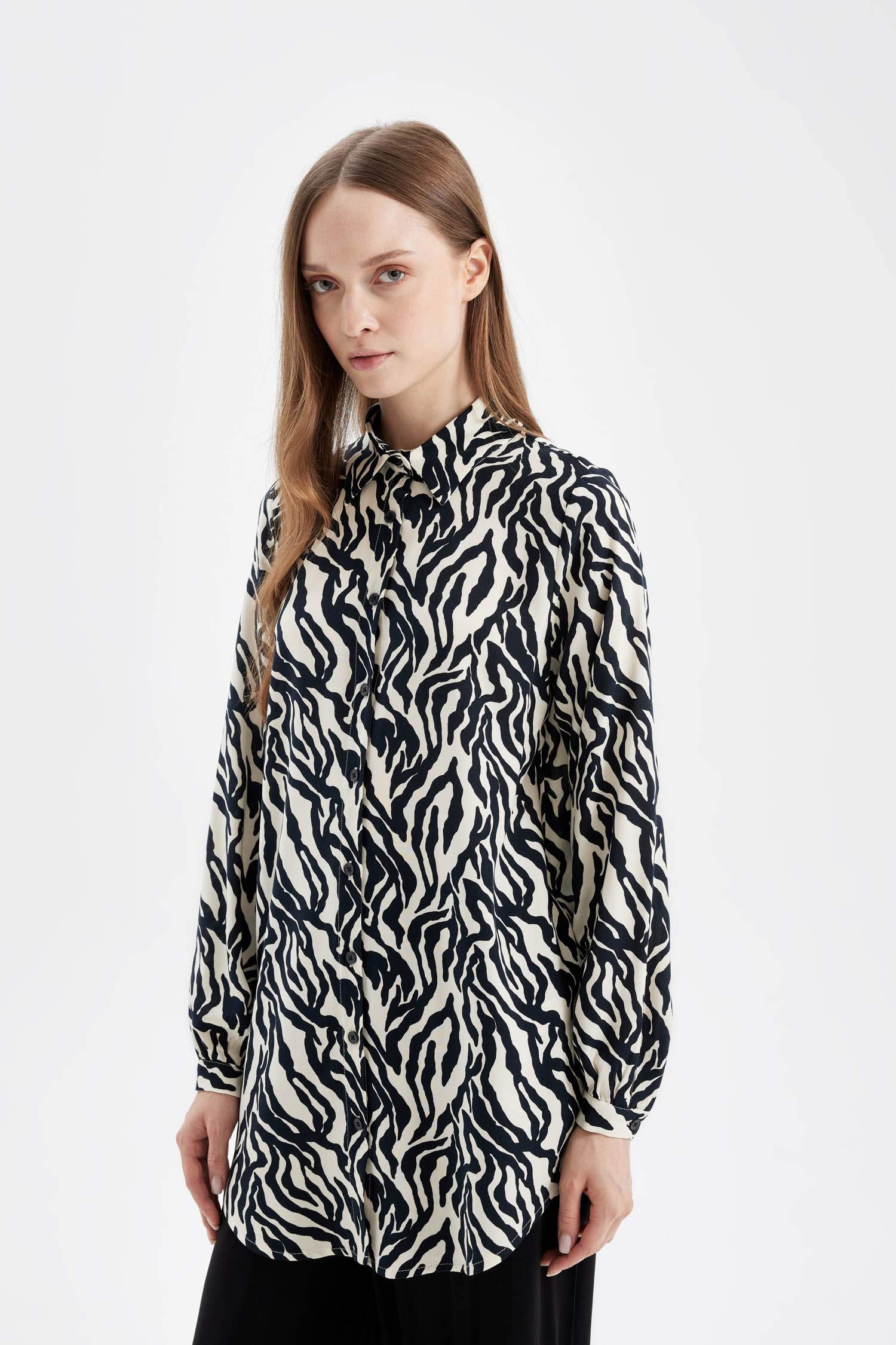 Regular Fit Zebra Desenli Viskon Uzun Kollu Gömlek Tunik