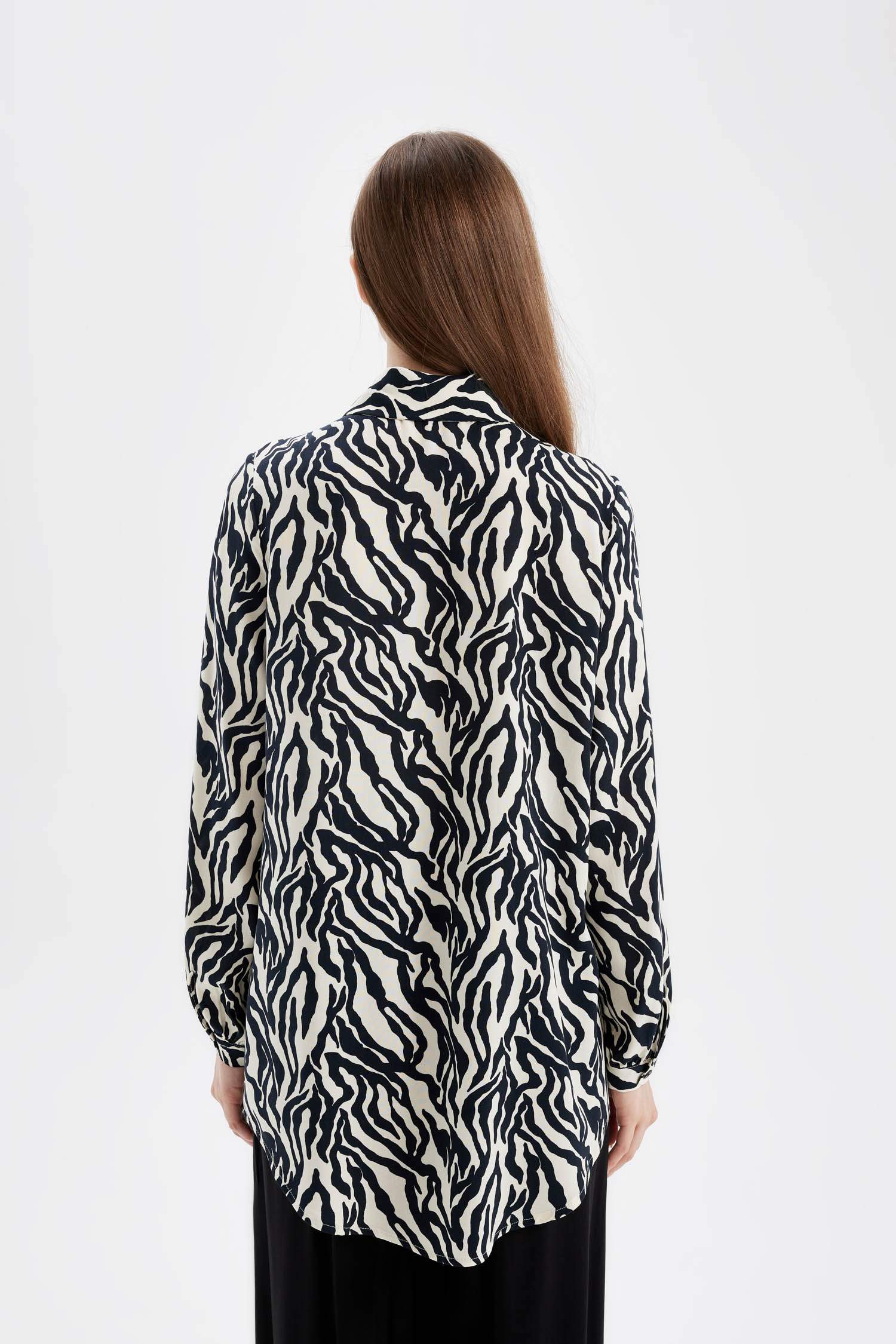 Regular Fit Zebra Desenli Viskon Uzun Kollu Gömlek Tunik